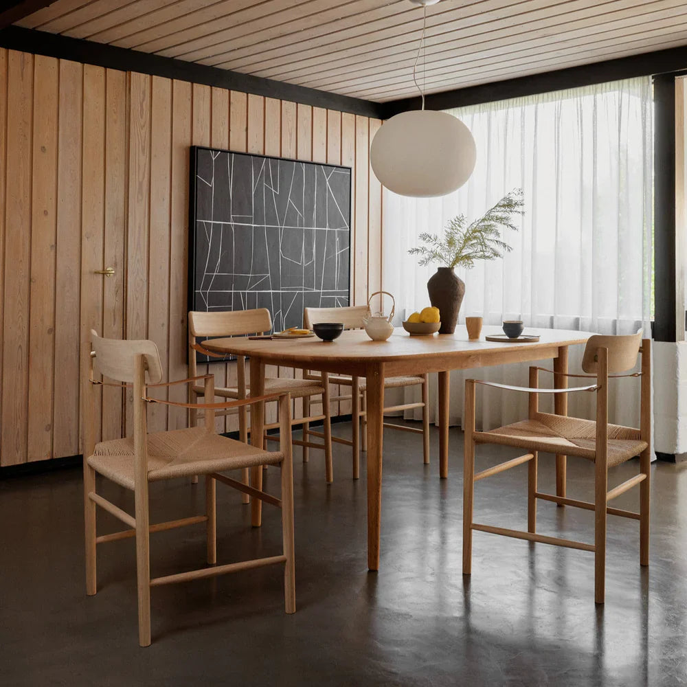 FDB Møbler Bjørk Dining table in solid oak (black)
