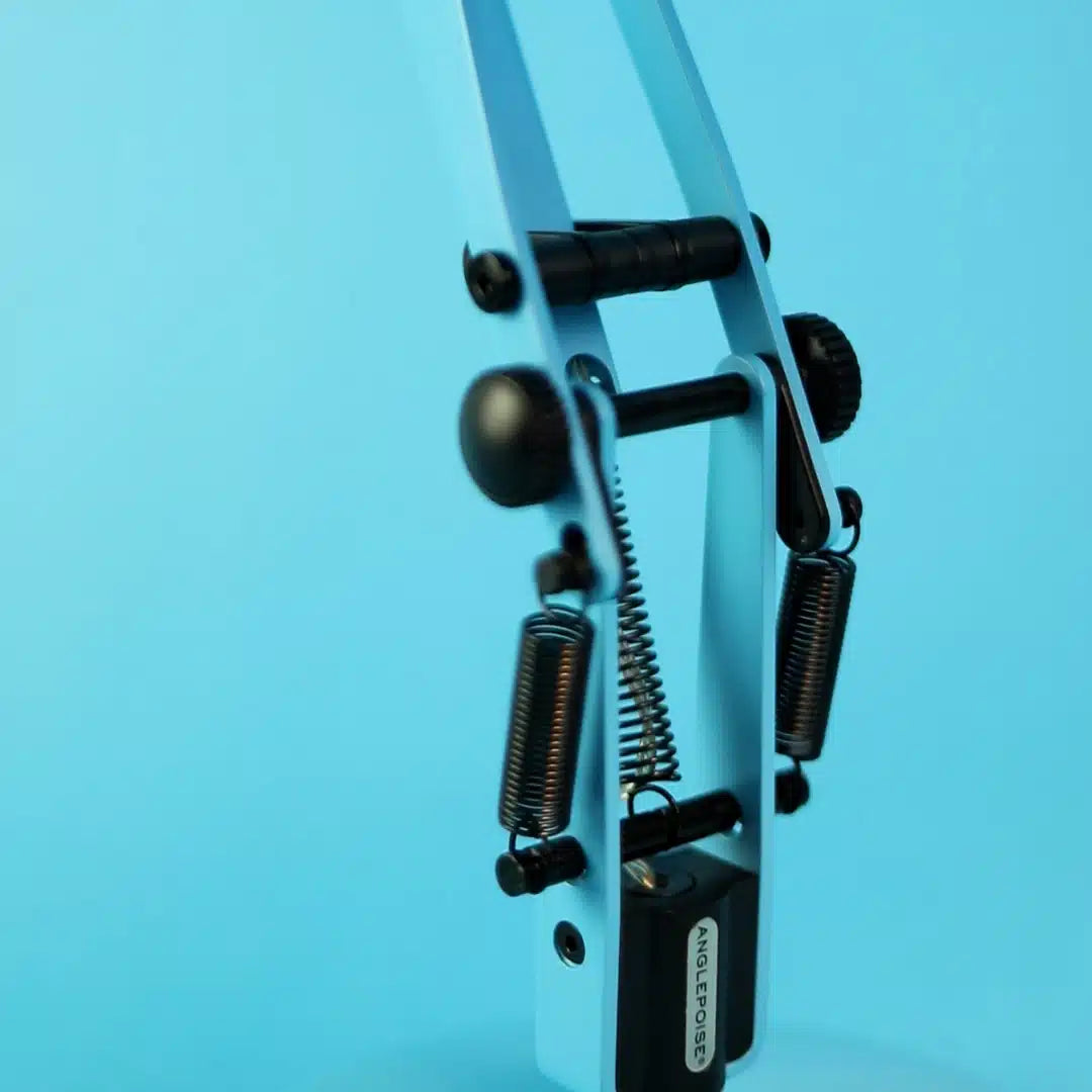 90 Mini Desk Lamp