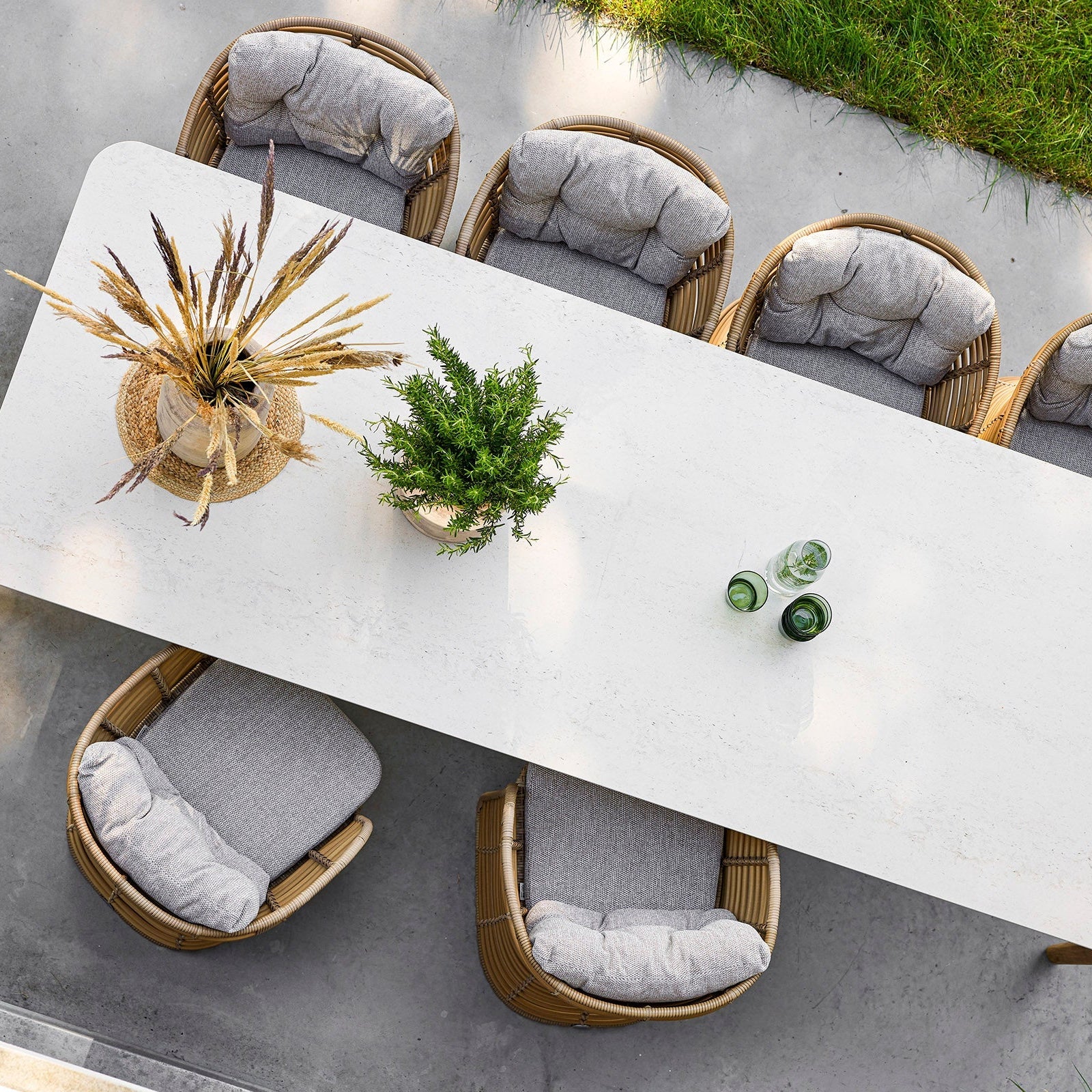 Aspect Dining Table 110×39"
