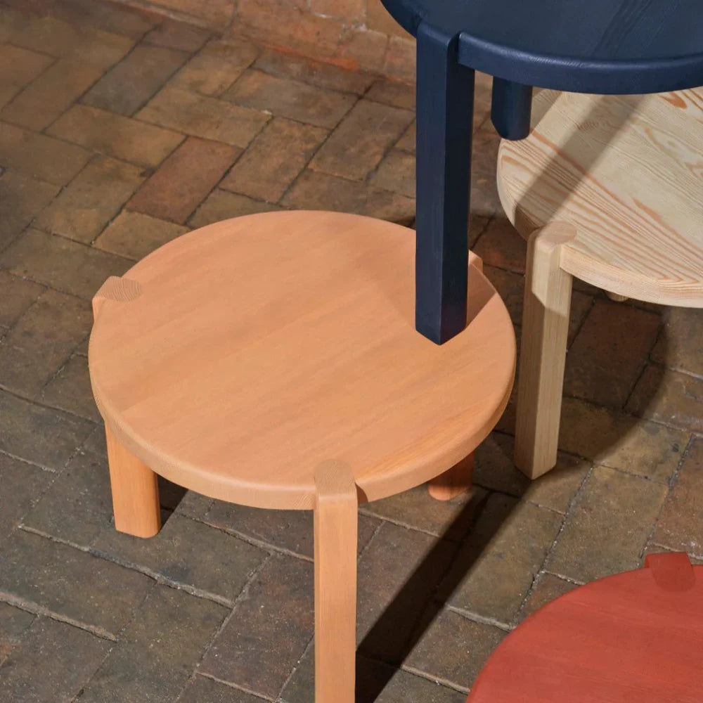 FDB Møbler Ragnesminde Coffee table in solid pine (peach), designed by Katrine Sander