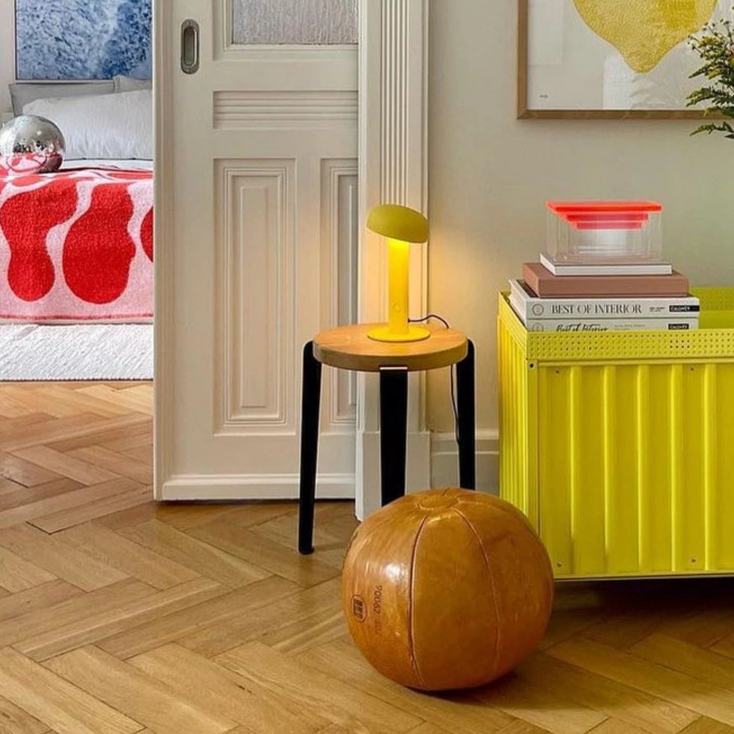 Tiptoe LOU Stool