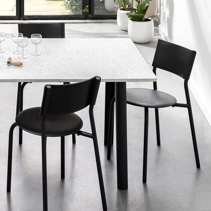 Tiptoe SSDr Recycled Plastic Dining Chair