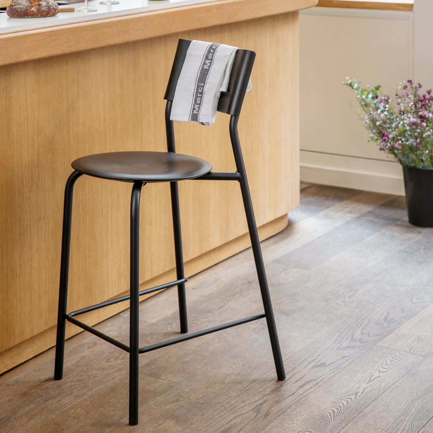 Tiptoe SSDr Recycled Plastic Bar Chair 29.5in
