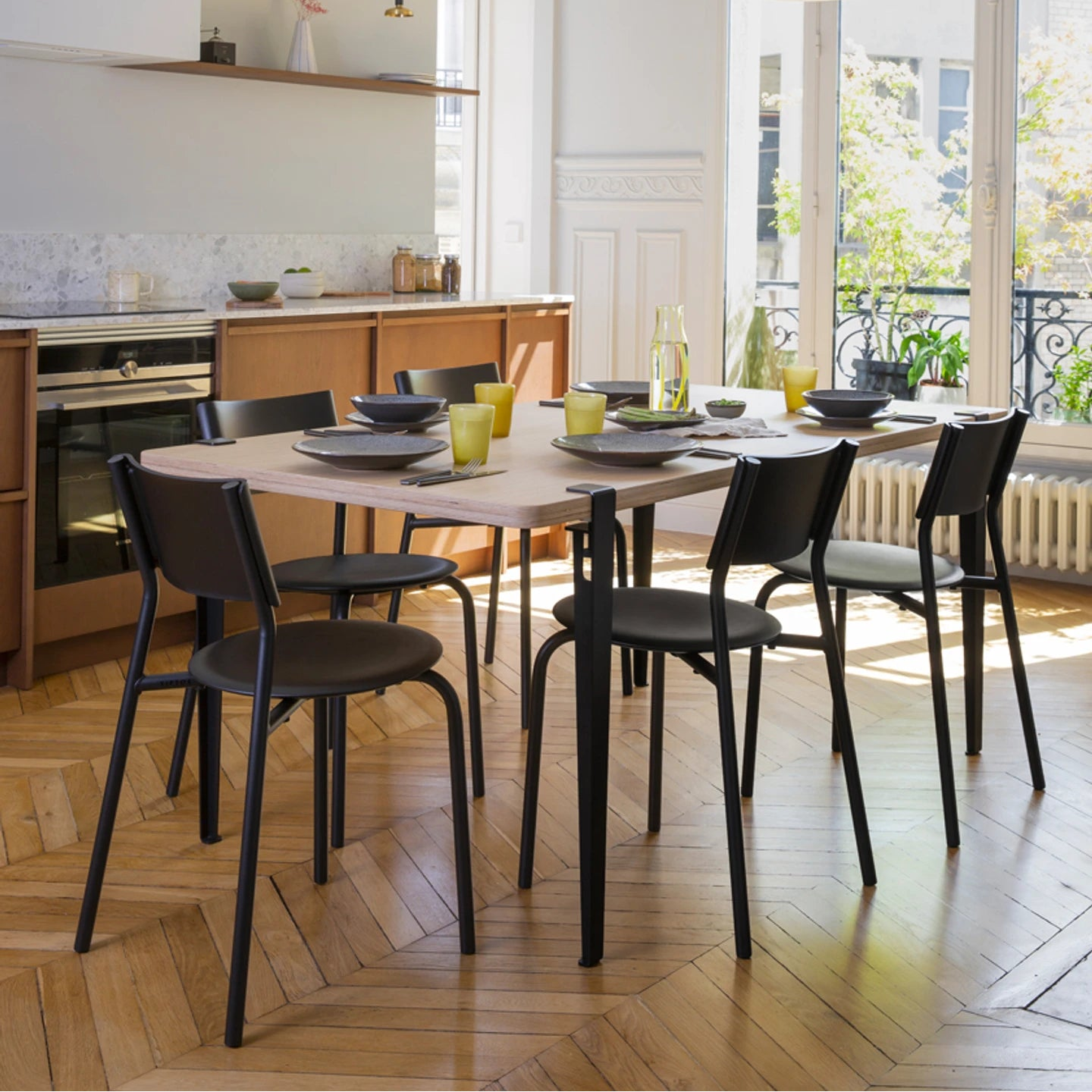 Tiptoe SSDr Recycled Plastic Dining Chair
