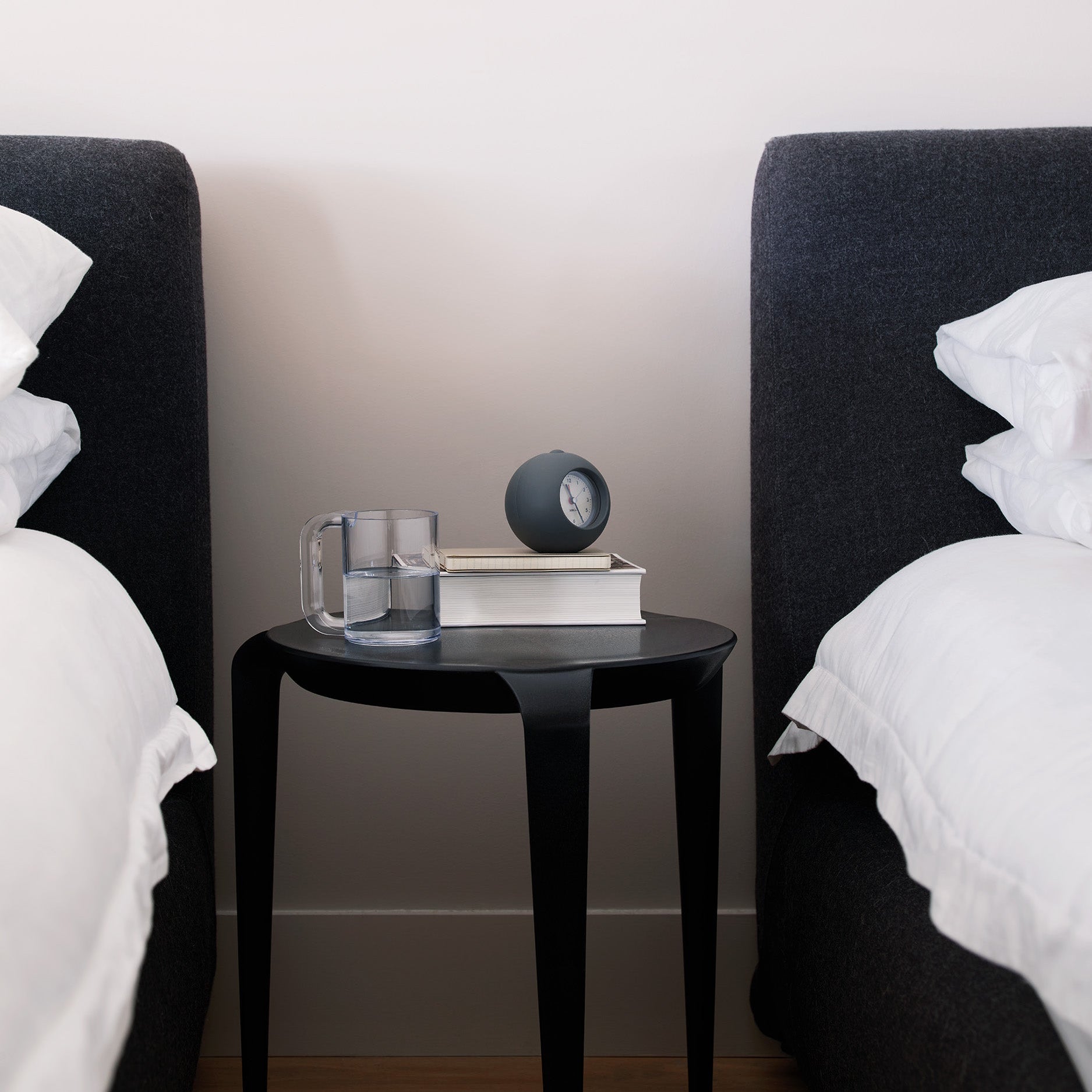 Heller Tavollini, recyclable polyethylene, designed by Mario Bellini, Compasso d'Oro winner