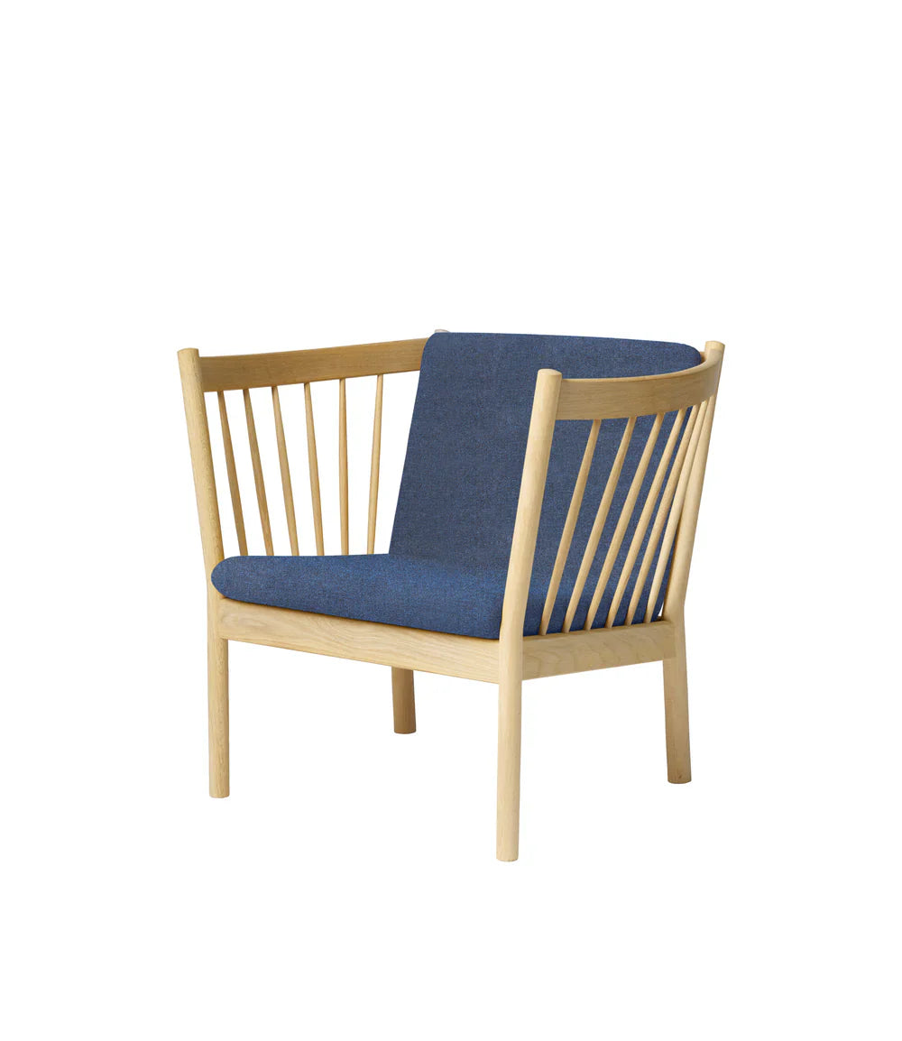 FDB Møbler Armchair in solid oak (dark blue), designed by Ole Jørgensen