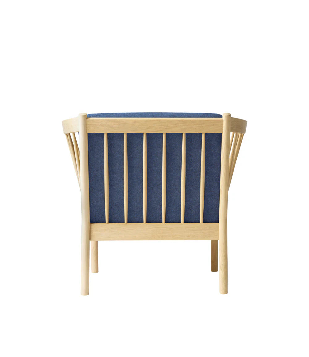 FDB Møbler Armchair in solid oak (dark blue), designed by Ole Jørgensen
