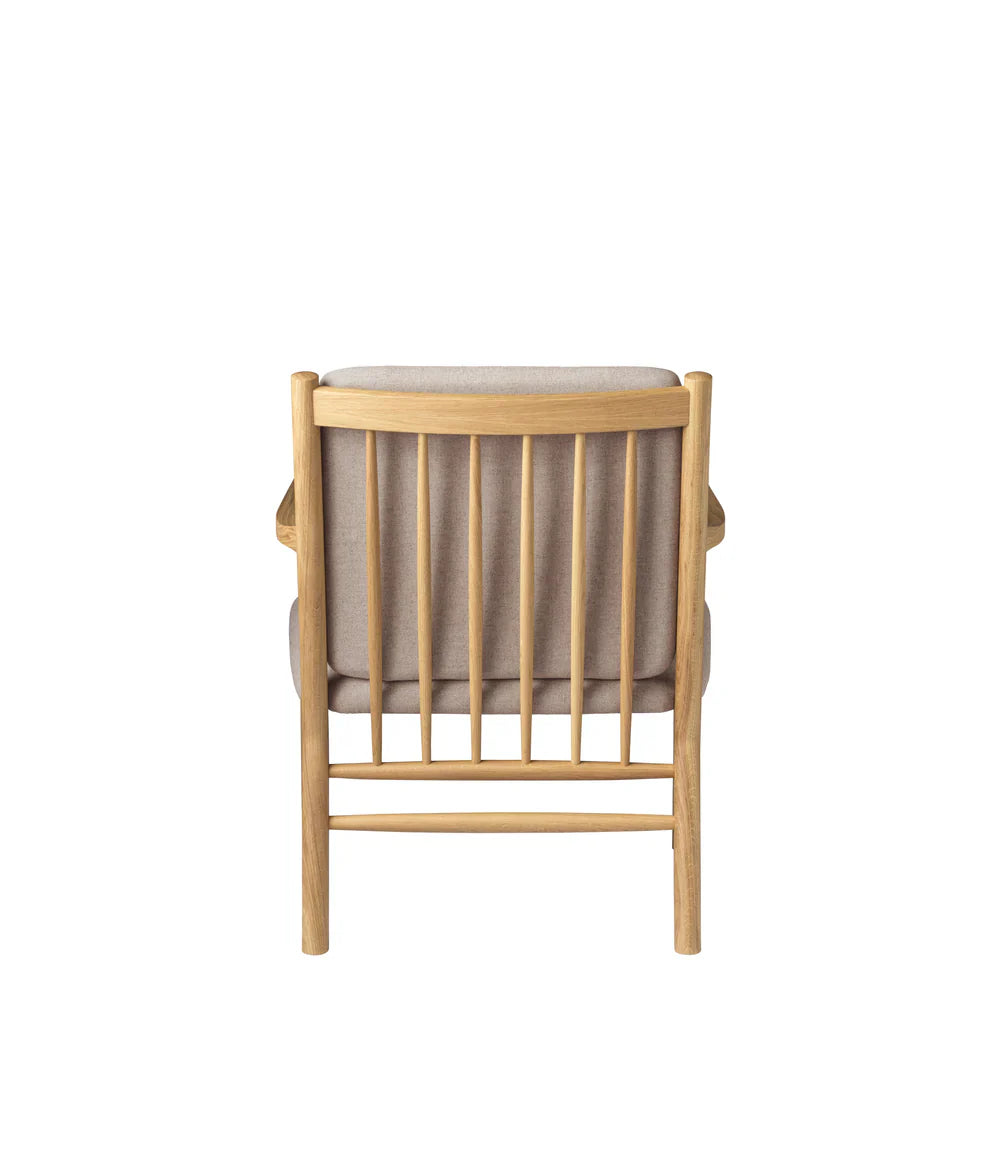 FDB Møbler Armchair in solid oak (beige), designed by Ole Jørgensen