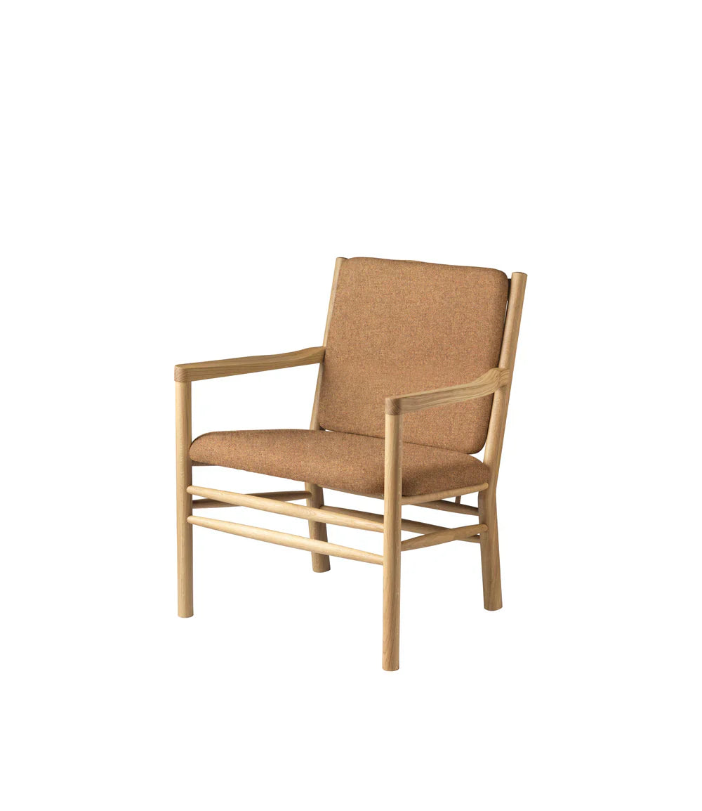 FDB Møbler Armchair in solid oak (brown), designed by Ole Jørgensen