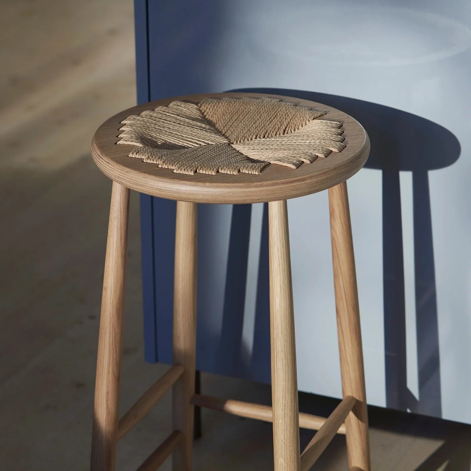 FDB Møbler Counter round in solid oak, designed by Jørgen Bækmark