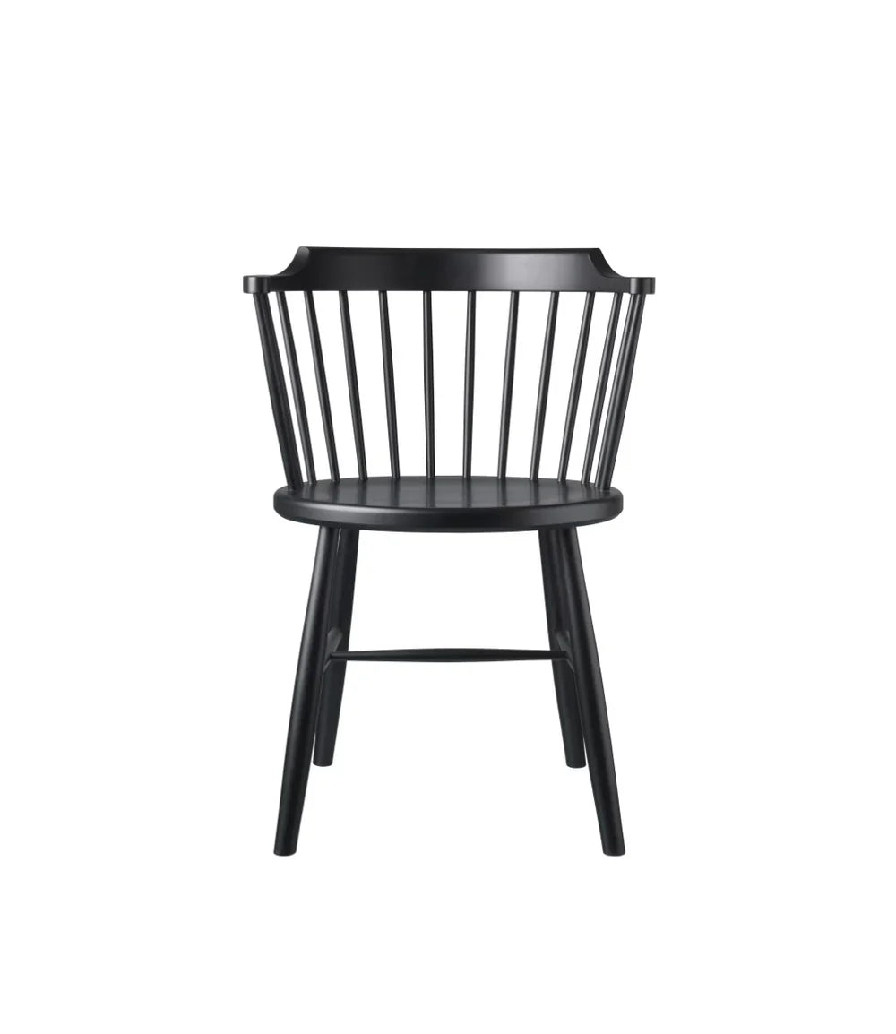 FDB Møbler Chair in solid beech (traffic black), designed by Børge Mogensen