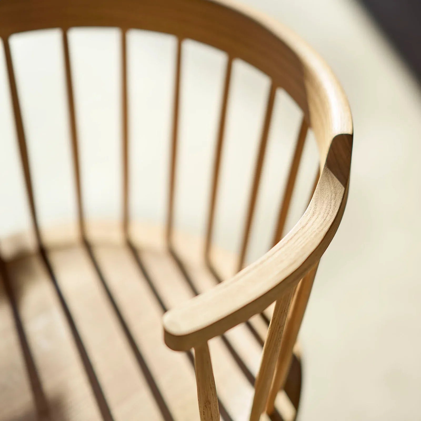 FDB Møbler Chair in solid oak (brown), designed by Børge Mogensen