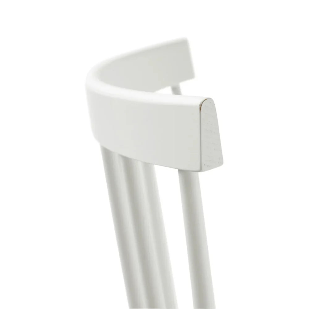FDB Møbler Chair Pure White (Set of 2) in solid beech, designed in 1955 by Poul M. Volther