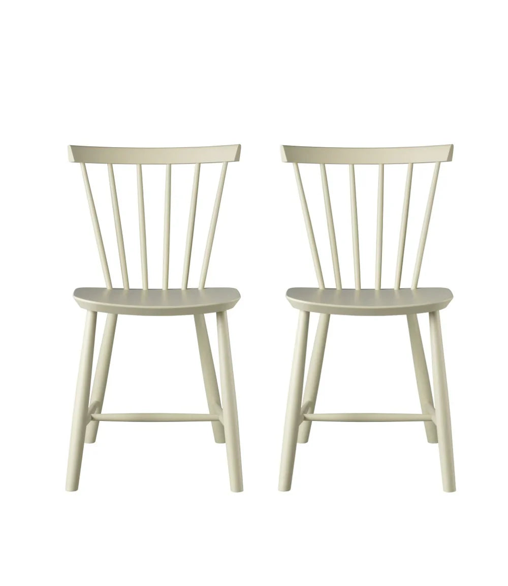 FDB Møbler Chair Set of 2 in solid beech (roots), designed in 1955 by Poul M. Volther