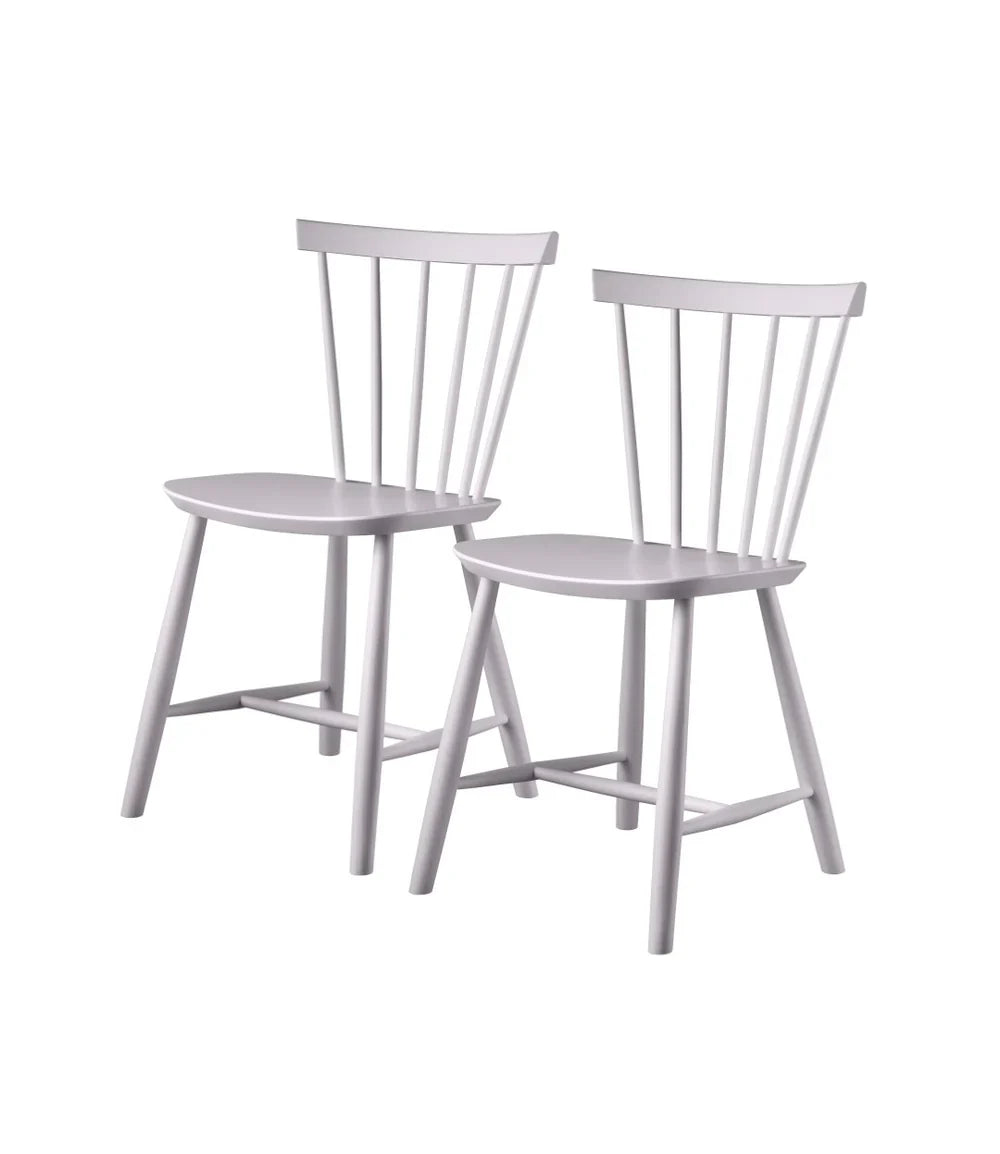 FDB Møbler Chair Set of 2 in solid beech (violet hair), designed in 1955 by Poul M. Volther