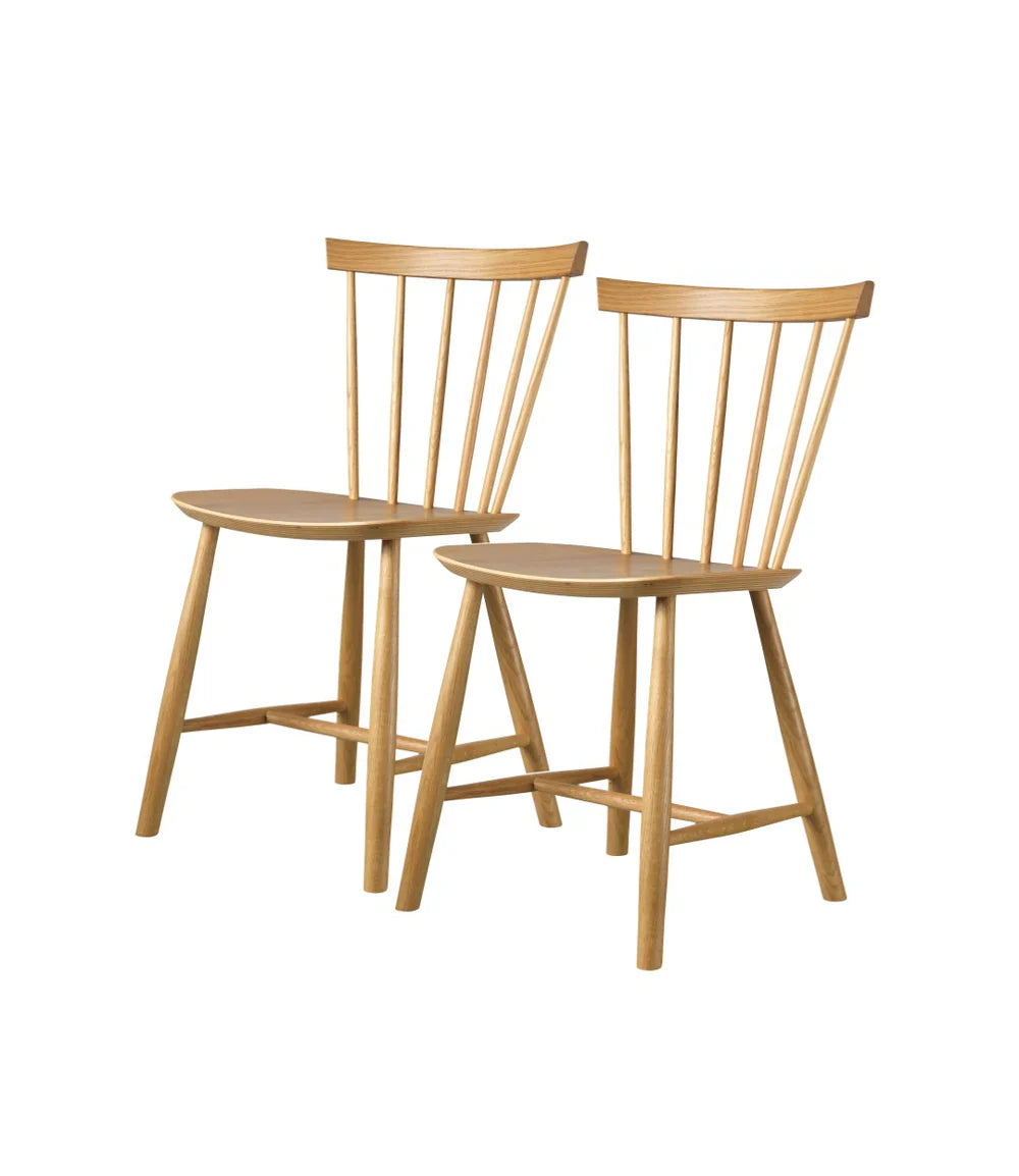 FDB Møbler Chair Set of 2 in solid oak, designed in 1955 by Poul M. Volther, a Danish mid-century cooperative design