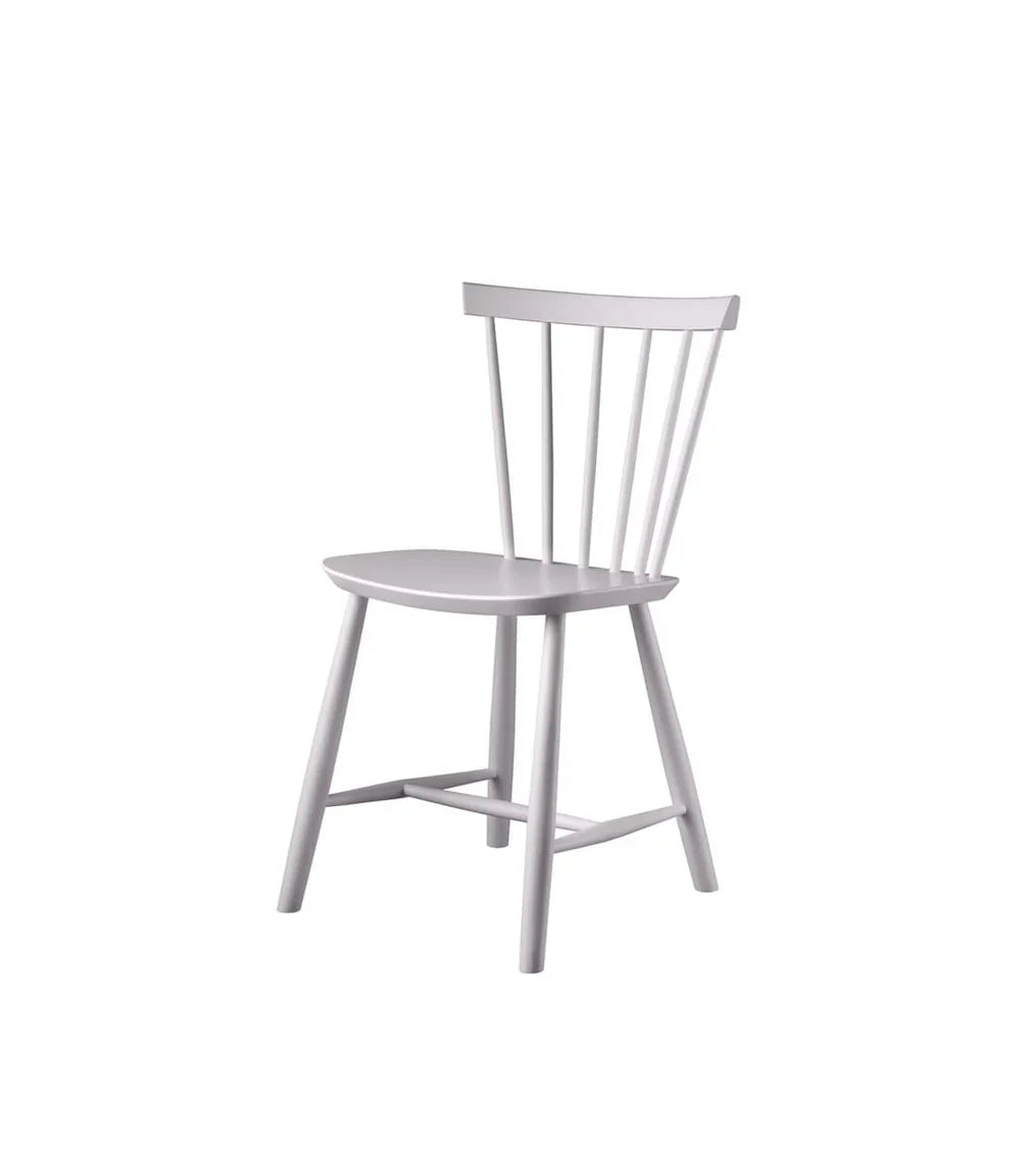 FDB Møbler Chair in solid beech (violet hair), designed in 1955 by Poul M. Volther, a Danish mid-century cooperative design