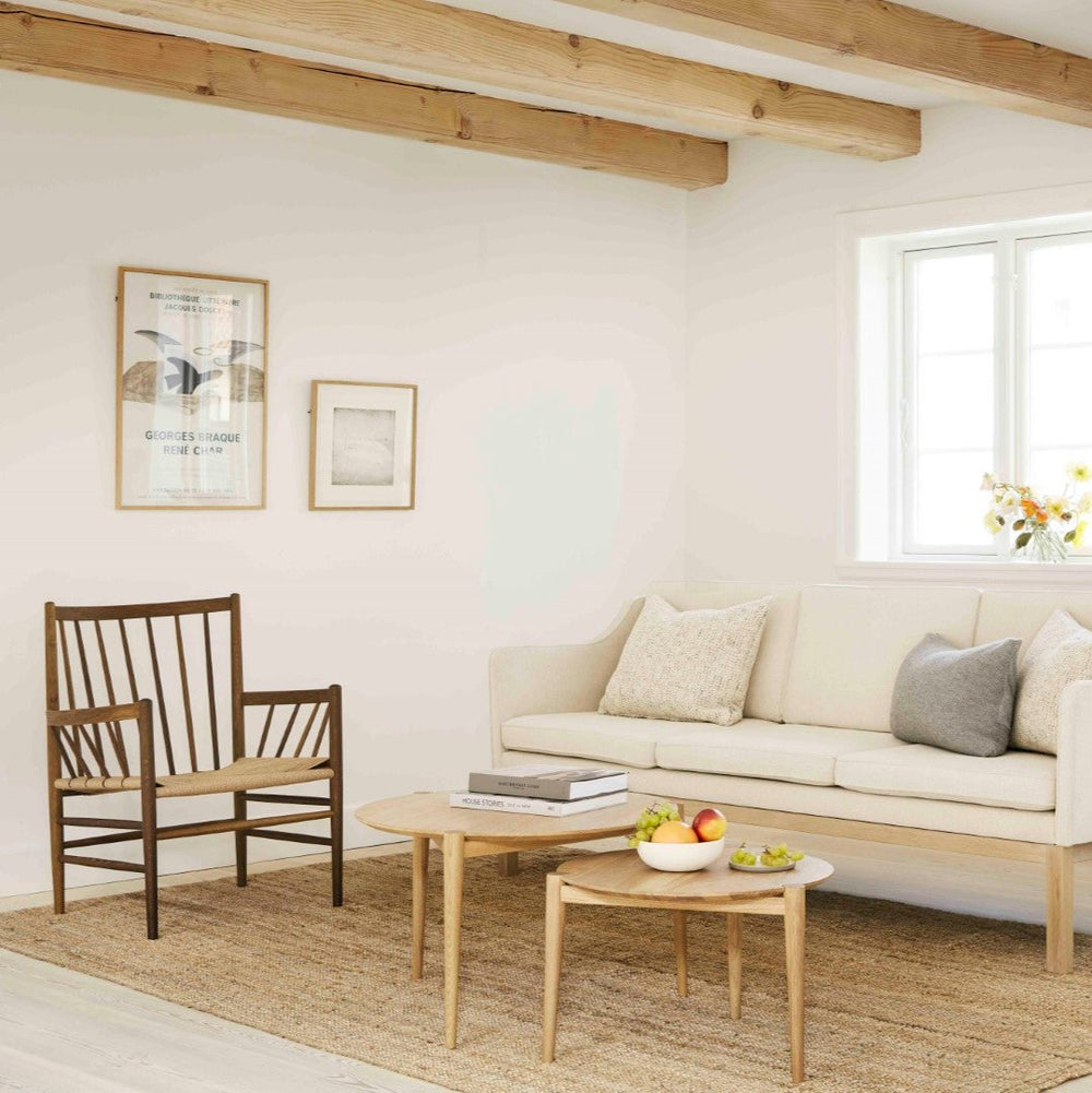 J82 Lounge Chair - Smoked Oak