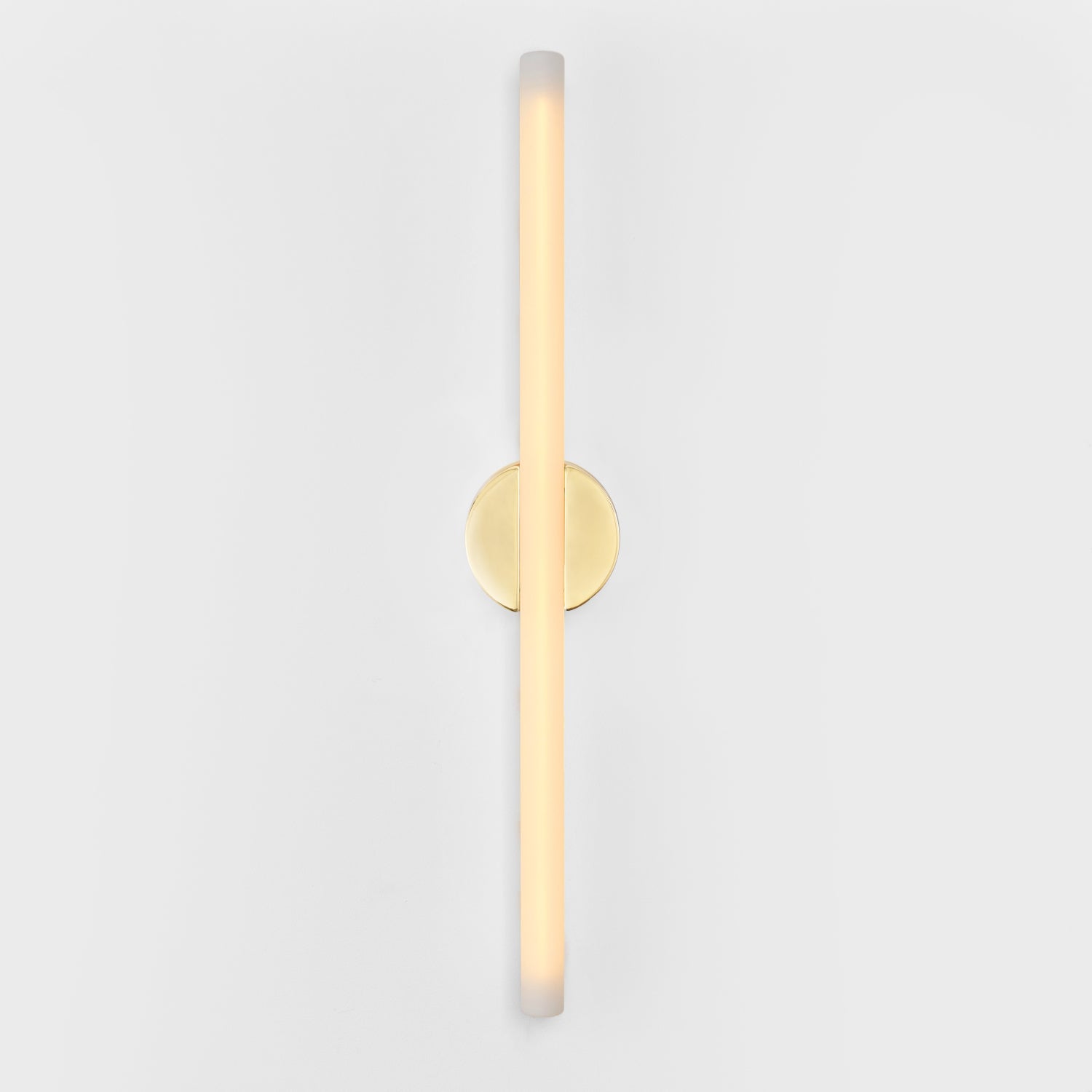 Kilter 1.0 Wall Light in Solid Brass, 25in, 2200K, studio