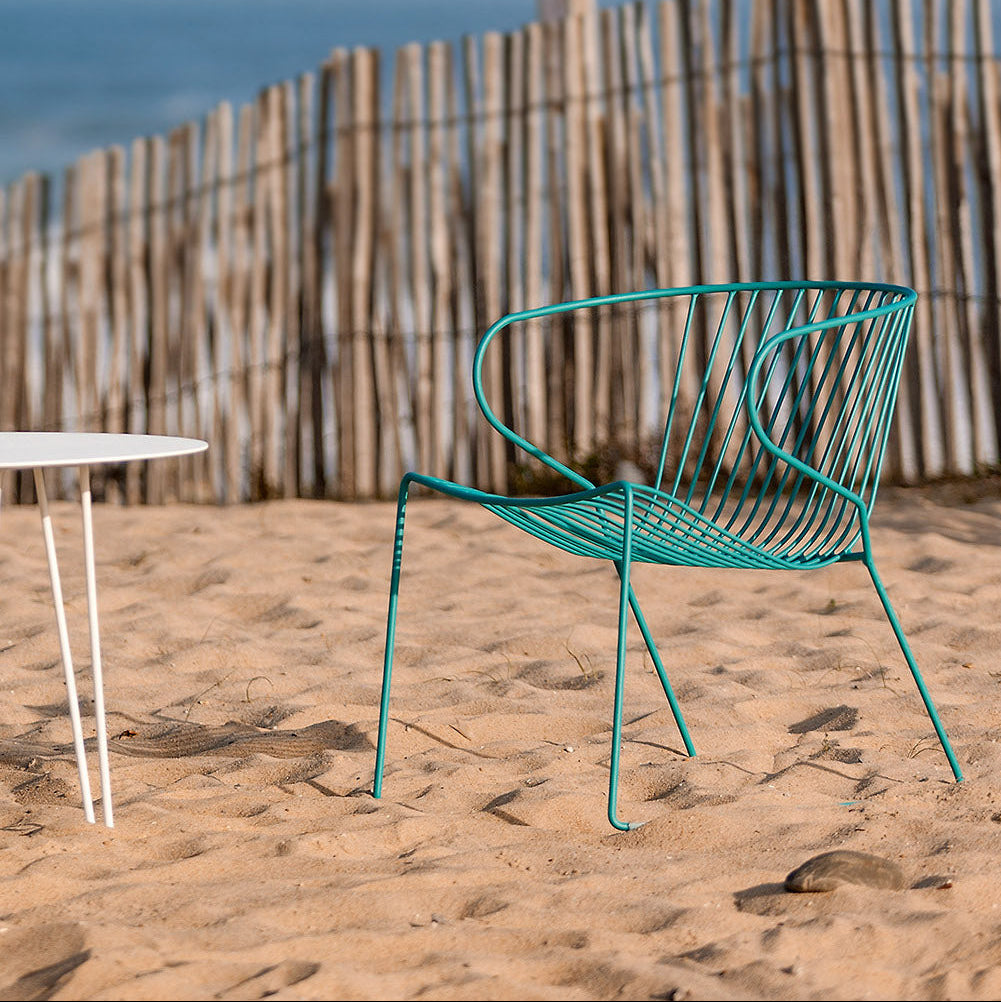 Isimar Bolonia Lounge Chair styled on an outdoor terrace, Spanish design since 1925