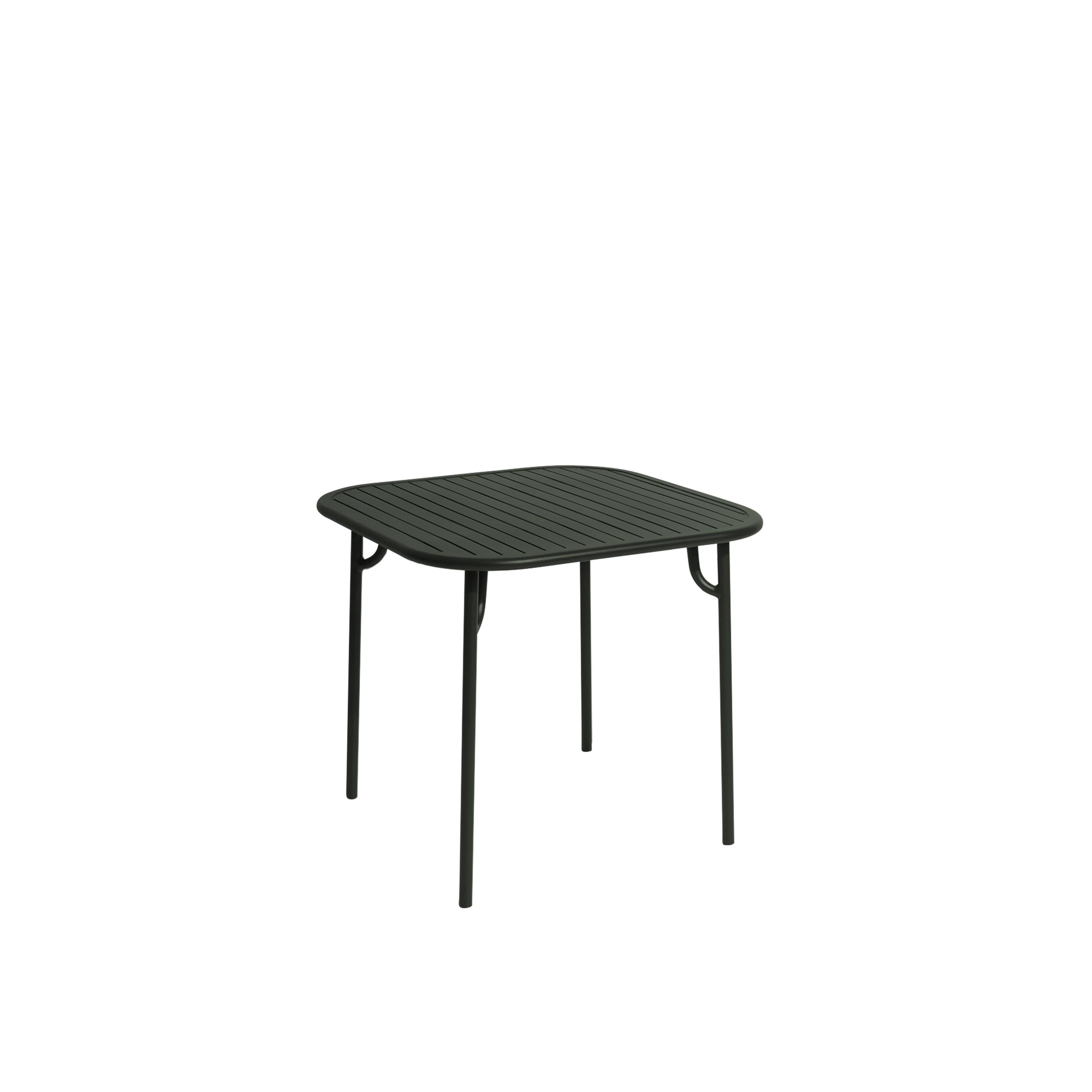 Week-End Square Table