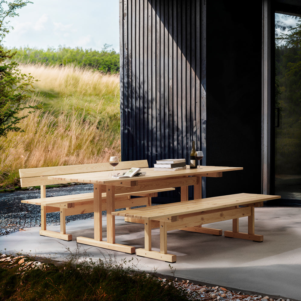 M16 Ermelunden Bench with backrest
