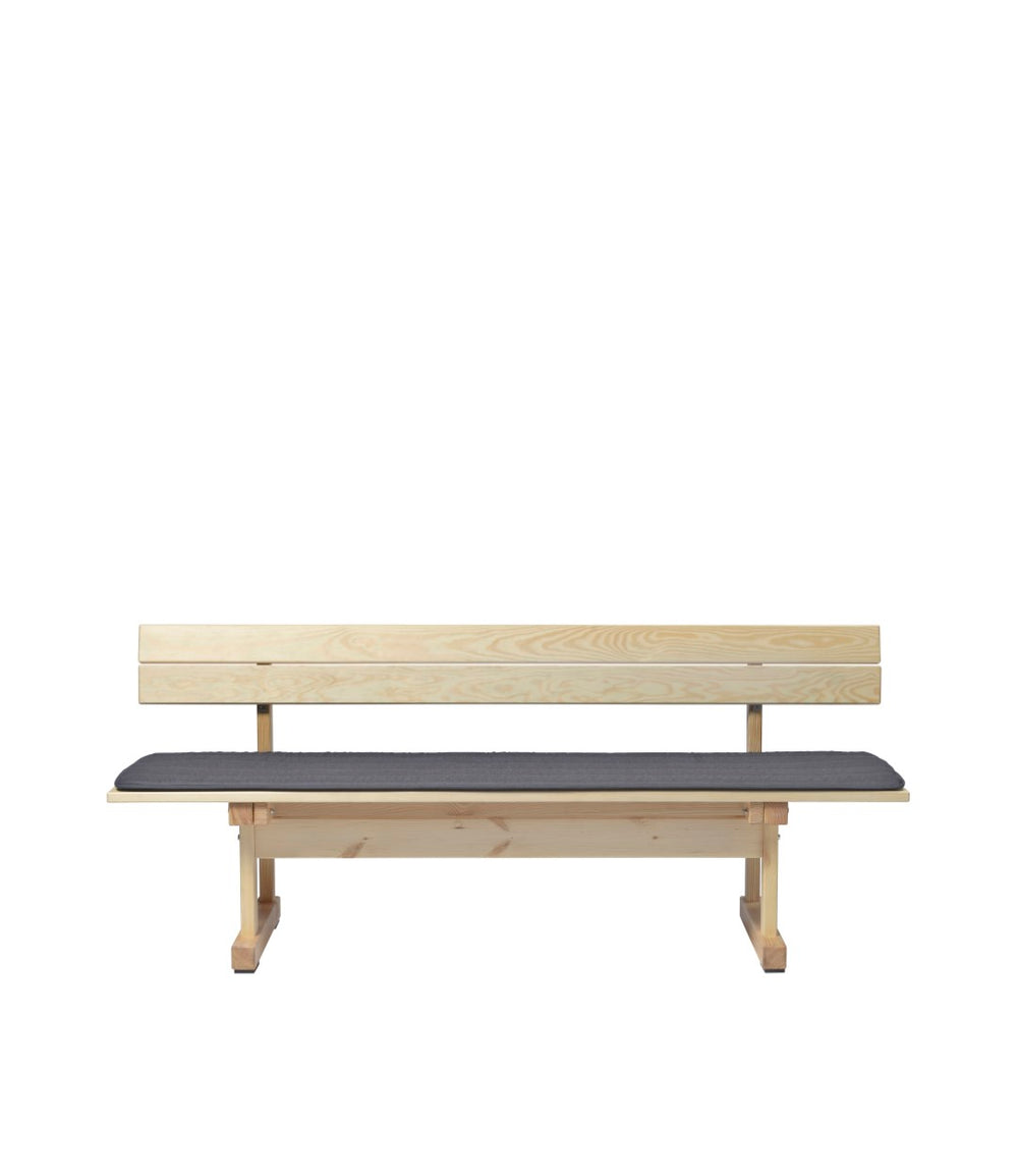 FDB Møbler Ermelunden Seat Cushion in solid oak (tejan), designed by Børge Mogensen