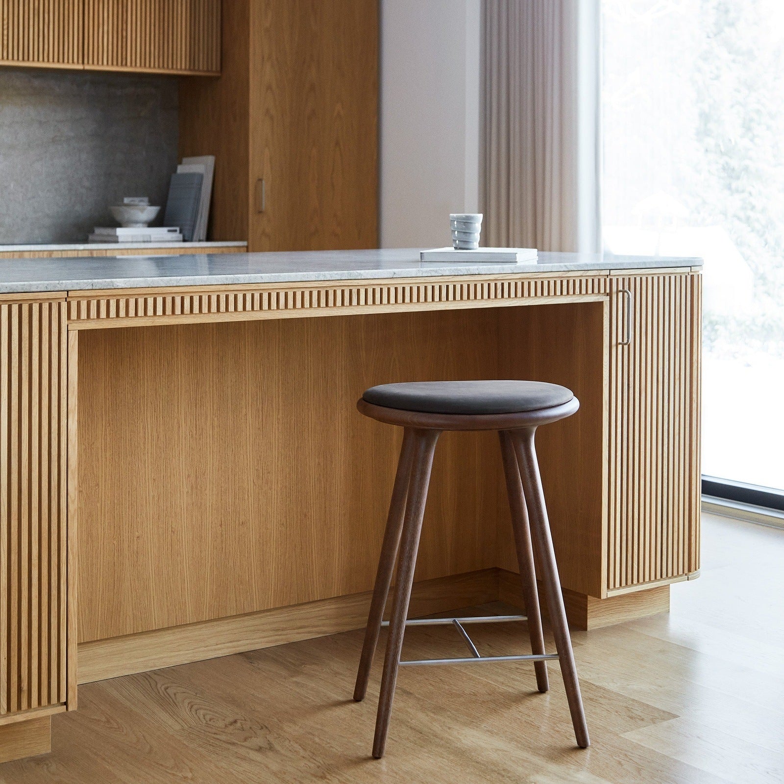 Mater High Stool in solid wood