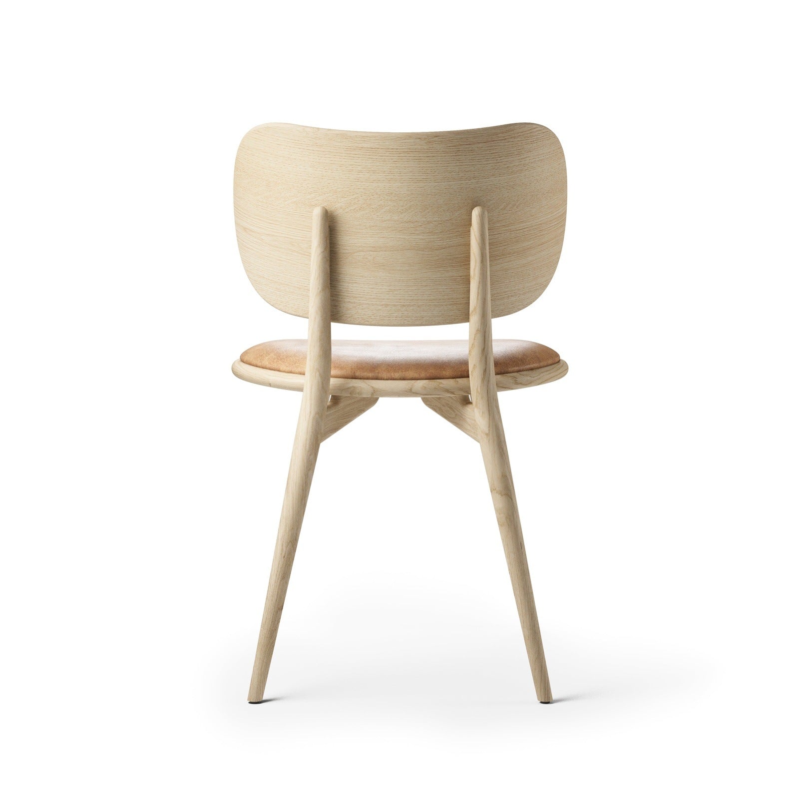 Mater The Dining Chair in FSC-certified oak