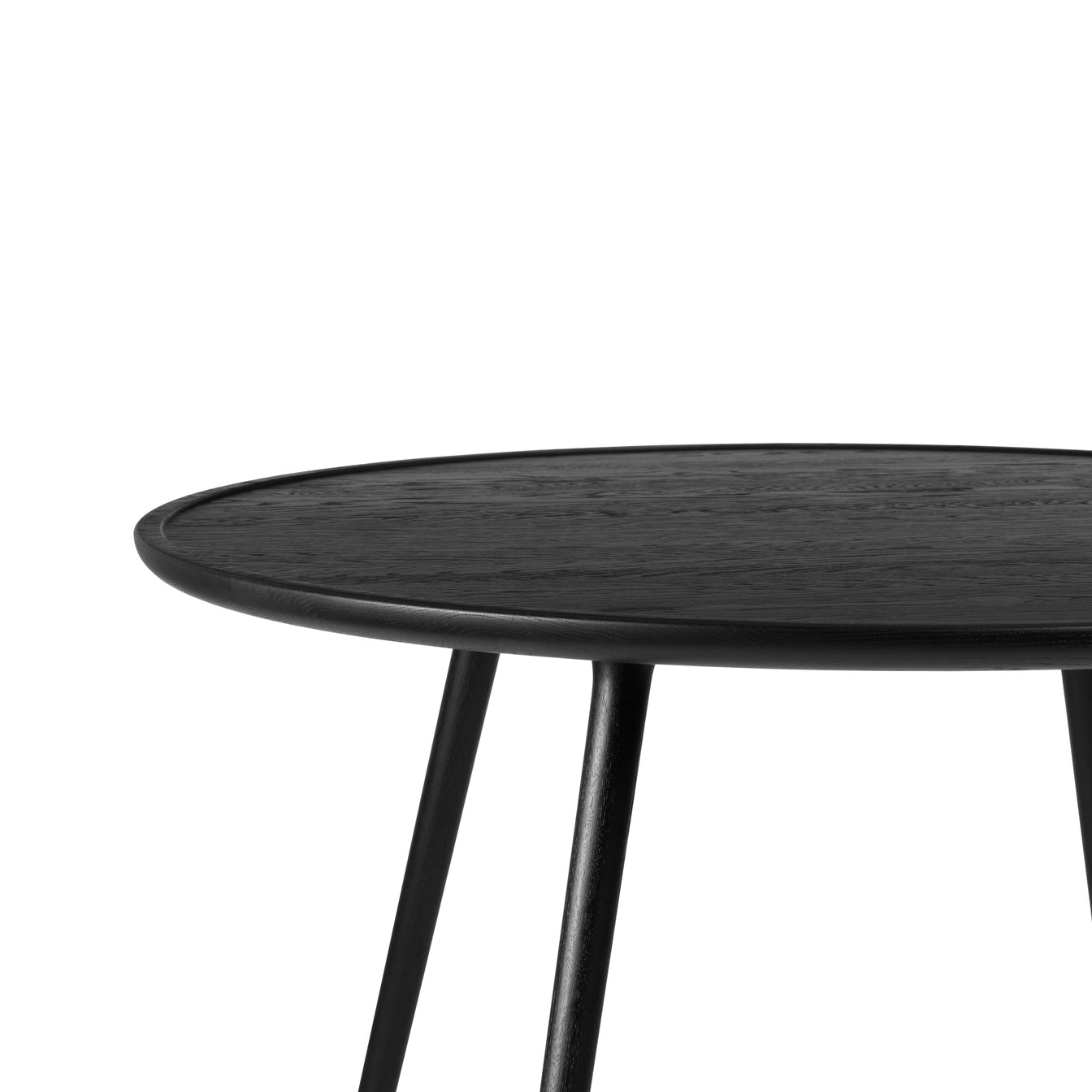 Mater Accent Dining Table in solid wood
