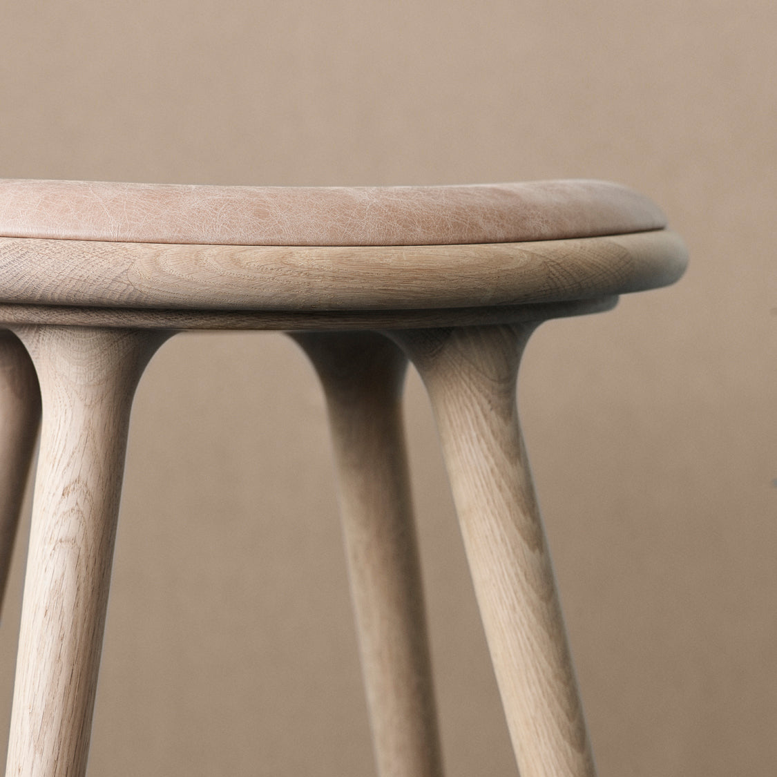 Mater High Stool in solid wood