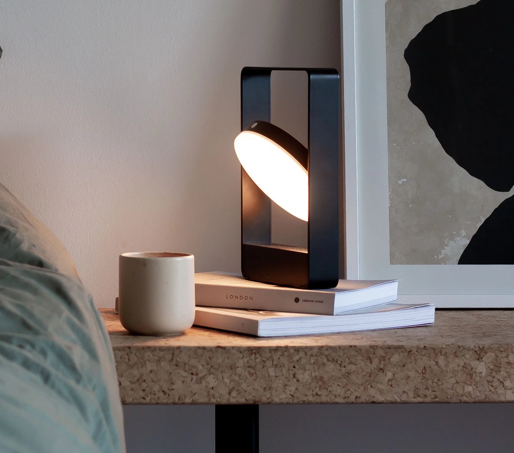 Mouro Portable Lamp