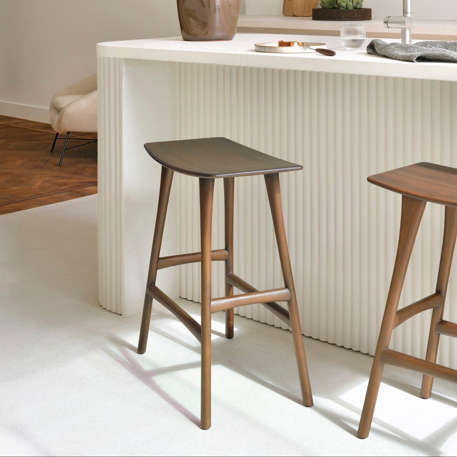 Ethnicraft Osso Stool - Teak in teak, FSC-certified solid teak