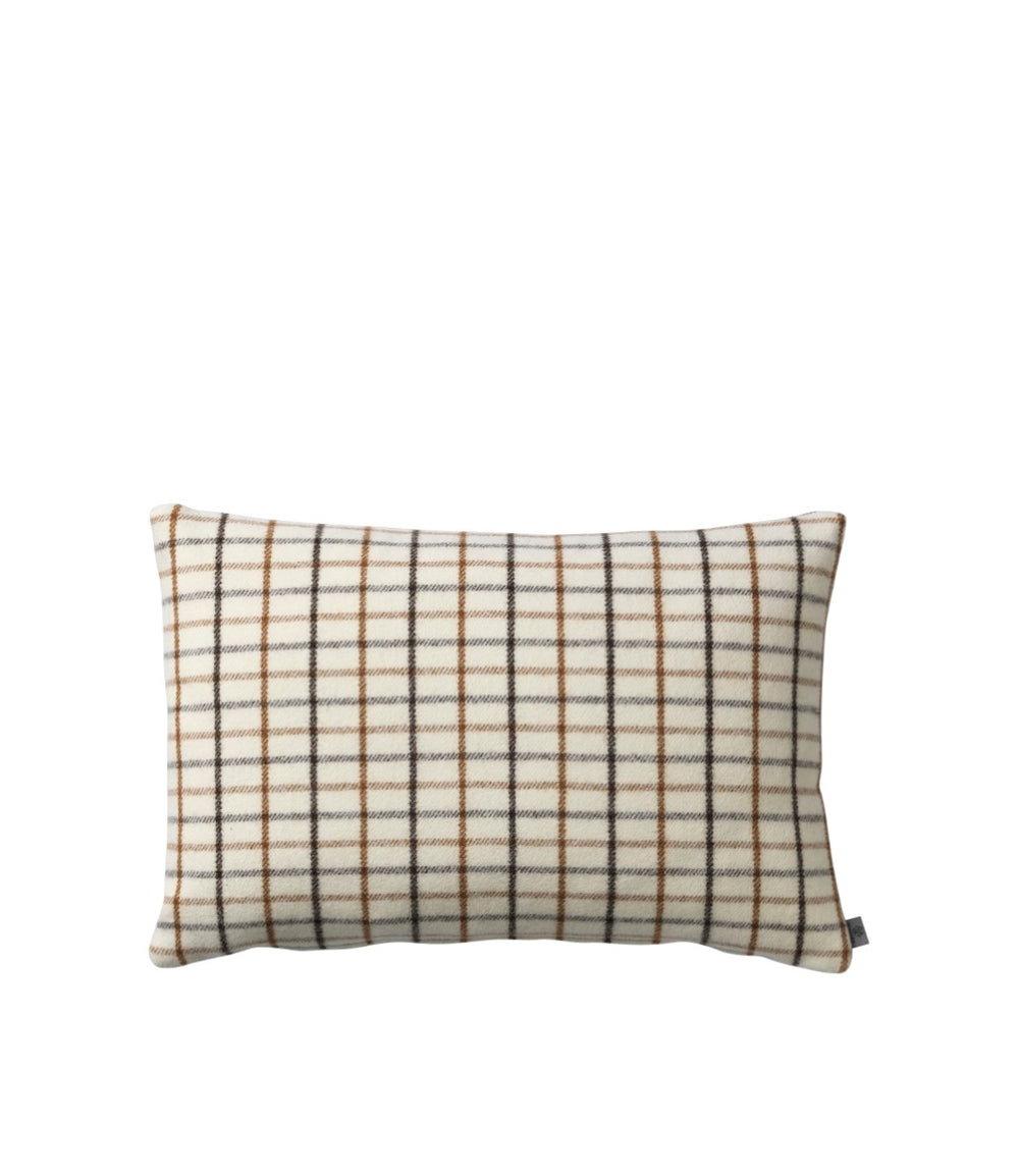 FDB Møbler Slotsholmen Cushion in solid oak