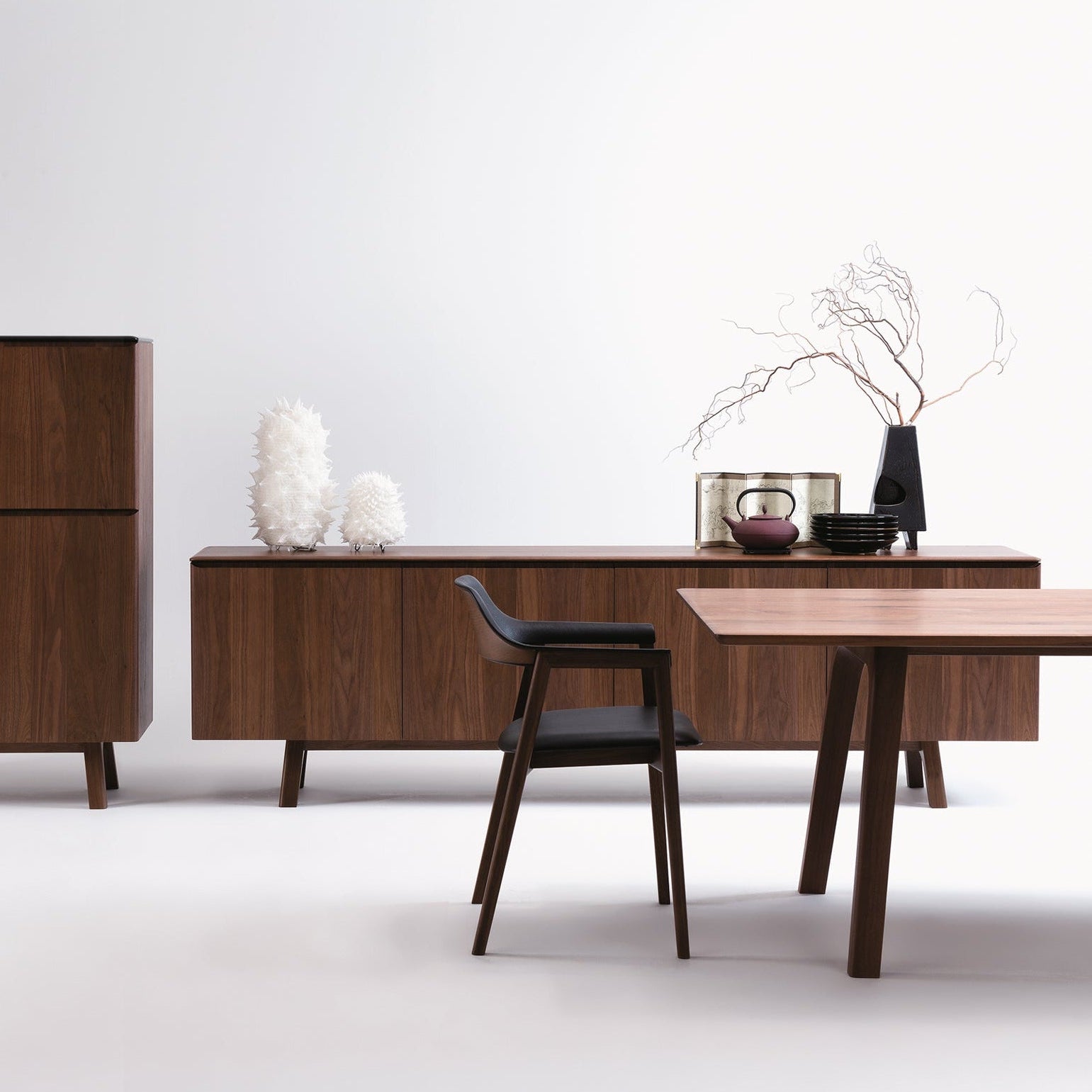 Ten Armchair