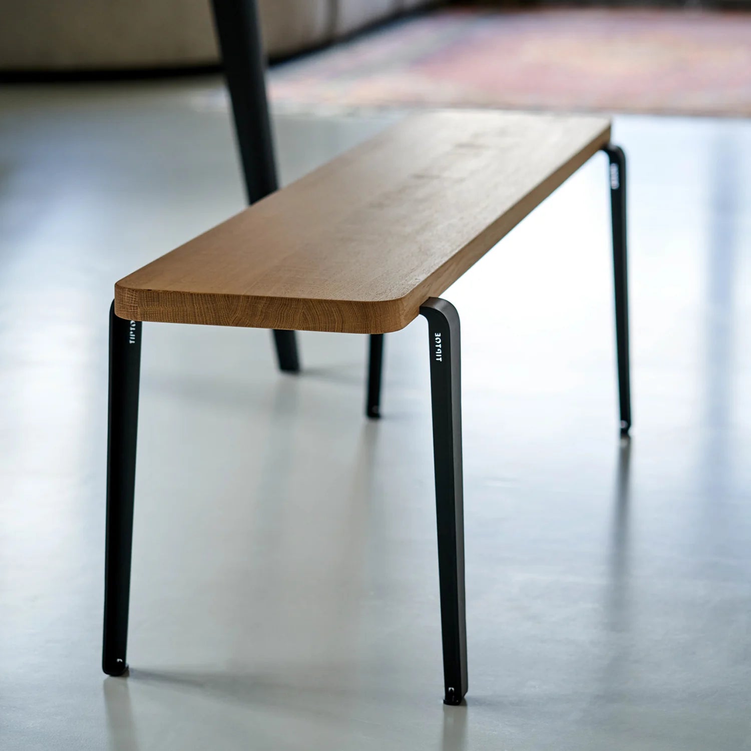 Tiptoe LOU Bench