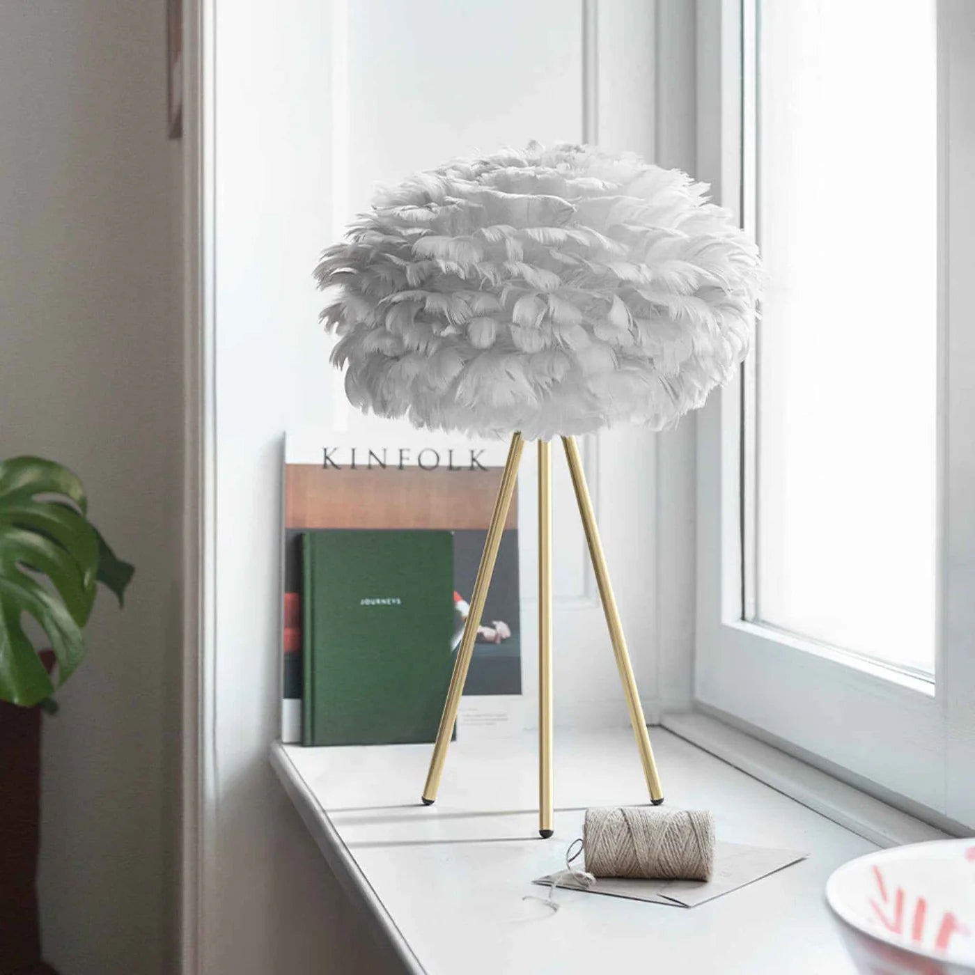 UMAGE Tripod Table Light Stand
