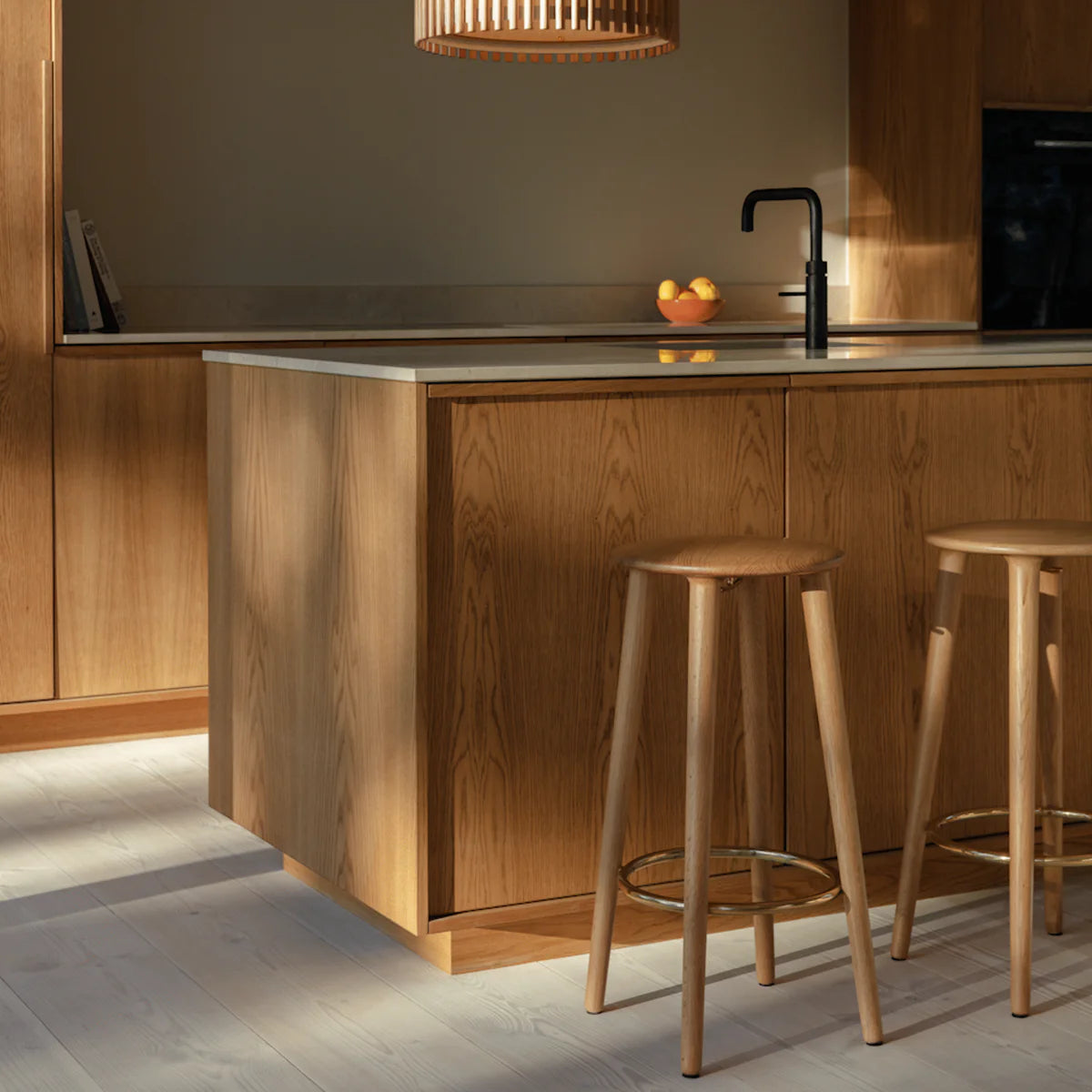 UMAGE The Socialite Counter Stool