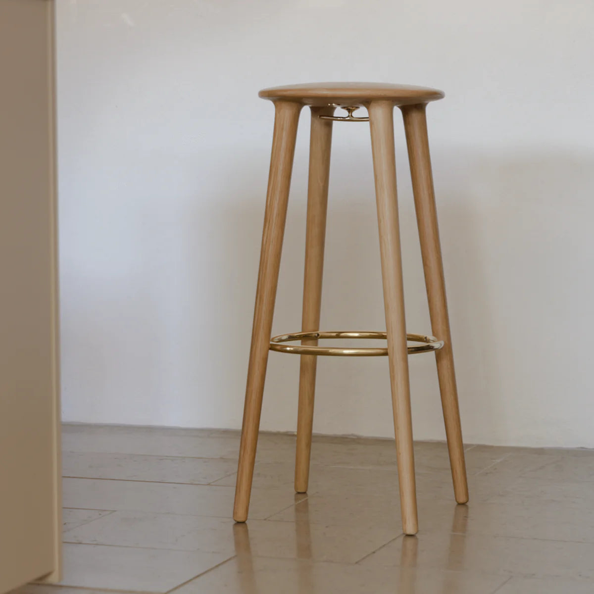 UMAGE The Socialite Bar Stool
