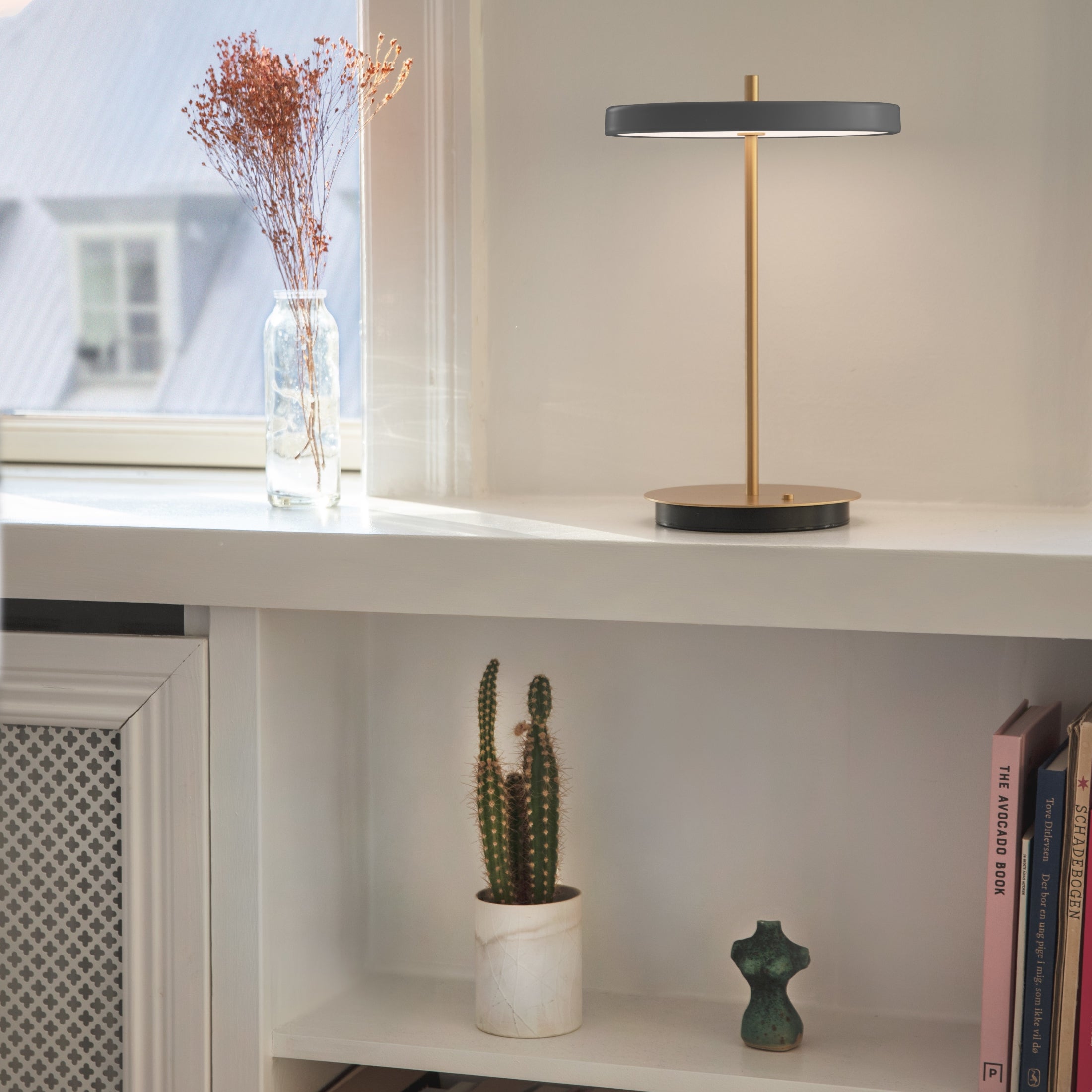 UMAGE Asteria Move Portable Lamp