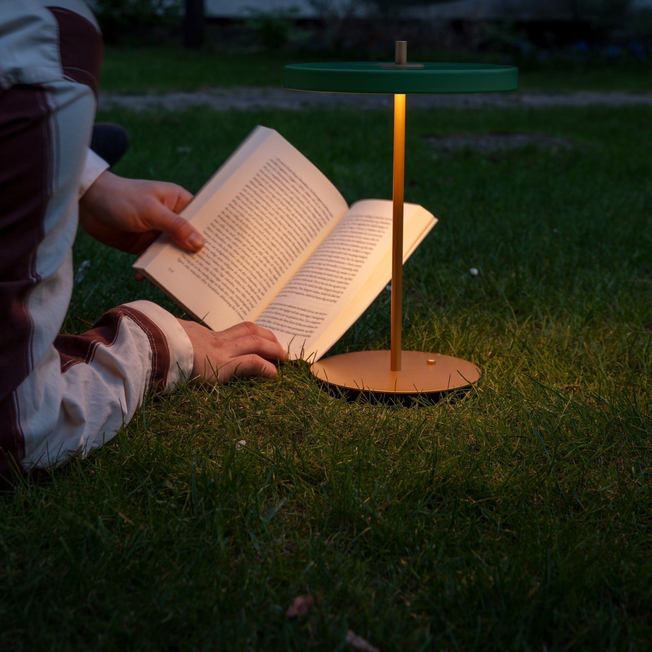 UMAGE Asteria Move Portable Lamp
