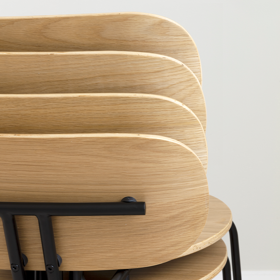 UMAGE Curious Chair, Black Legs