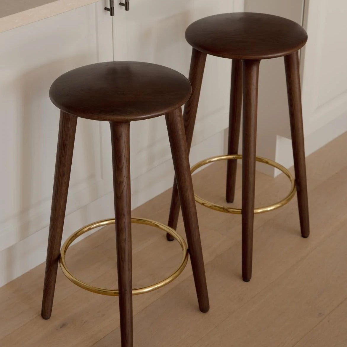 UMAGE The Socialite Counter Stool