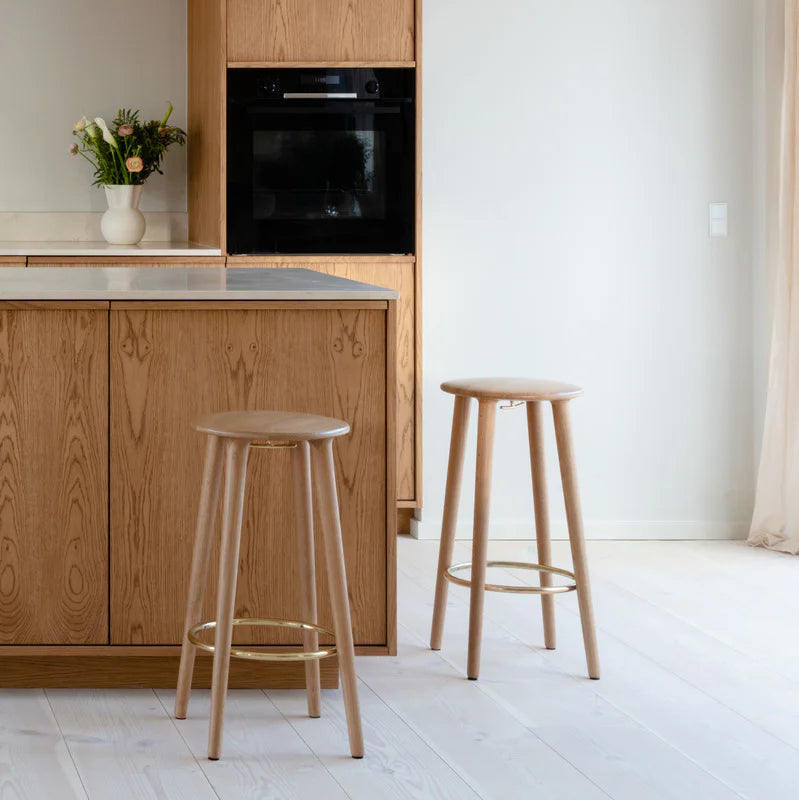 UMAGE The Socialite Counter Stool