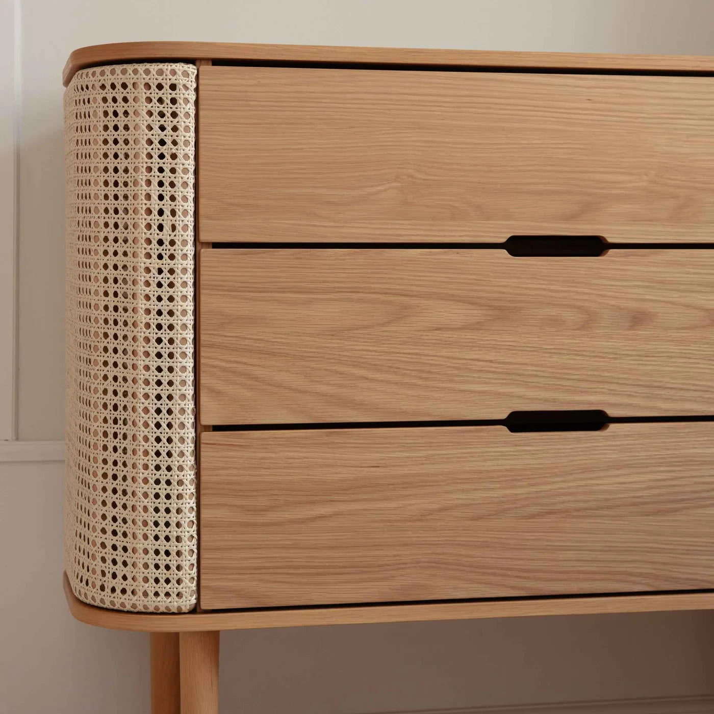 UMAGE Treasures Dresser, Oak