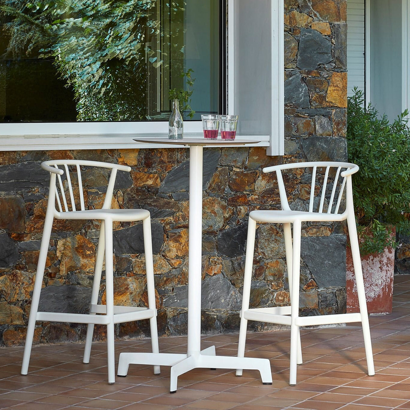 Woody Bar Stool (Set of 4)