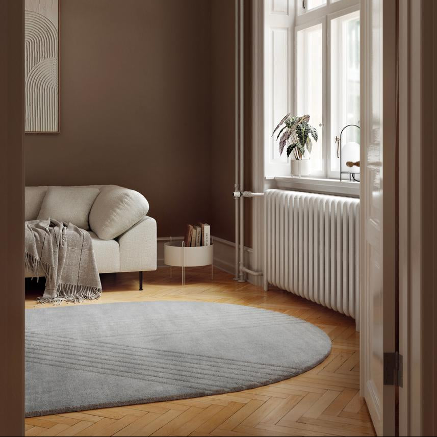WOUD Kyoto Oval Rug in hand-tufted wool designed by Studio Tolvanen