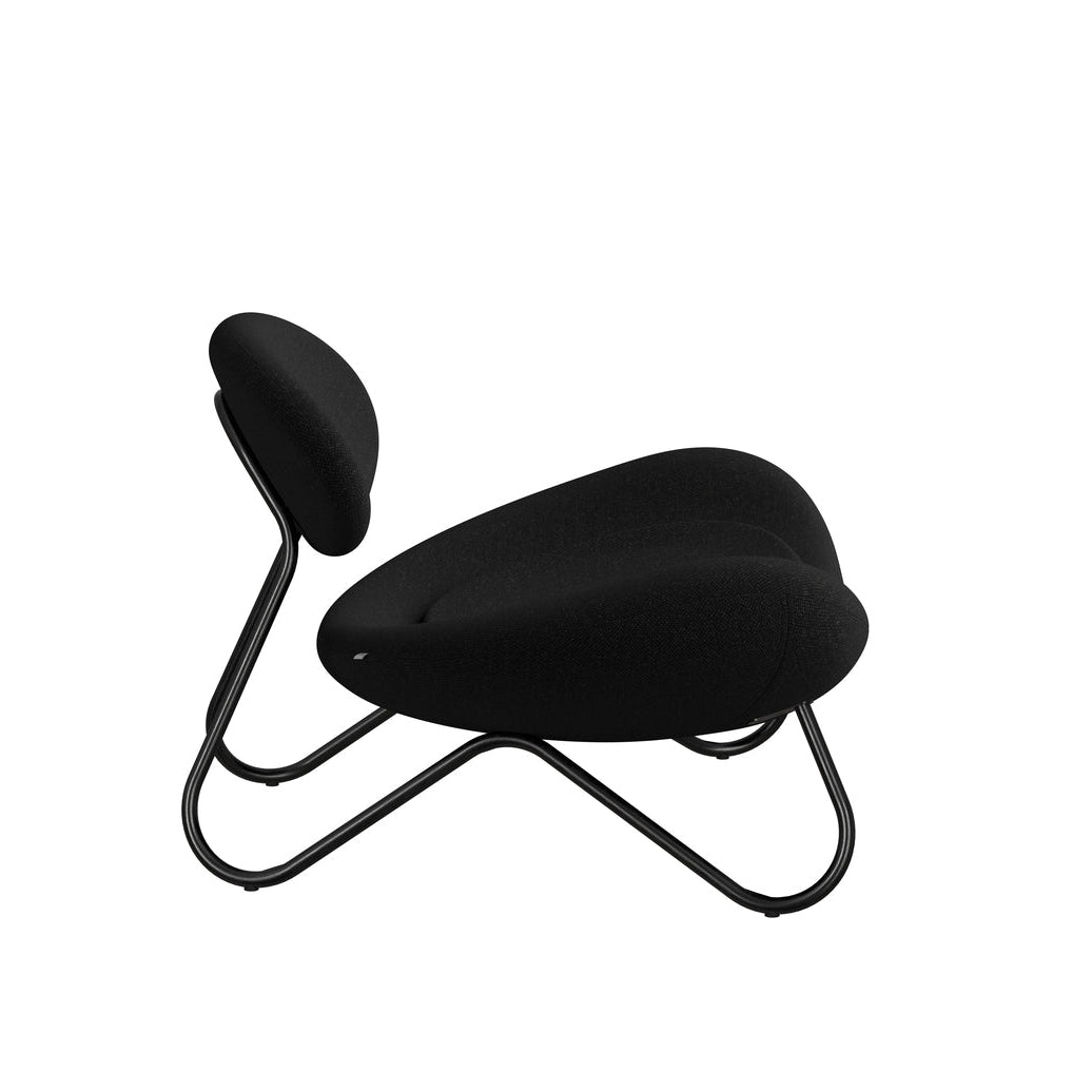 WOUD Meadow Lounge Chair in Kvadrat Hallingdal Anthracite on a black steel frame, designed by Finn Hvidberg Nielsen