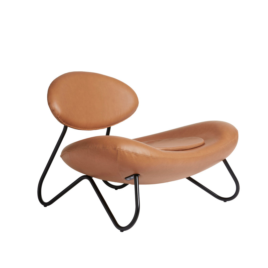 WOUD Meadow Leather Lounge Chair in black leather upholstery on a solid oak frame designed by Foersom & Hiort-Lorenzen