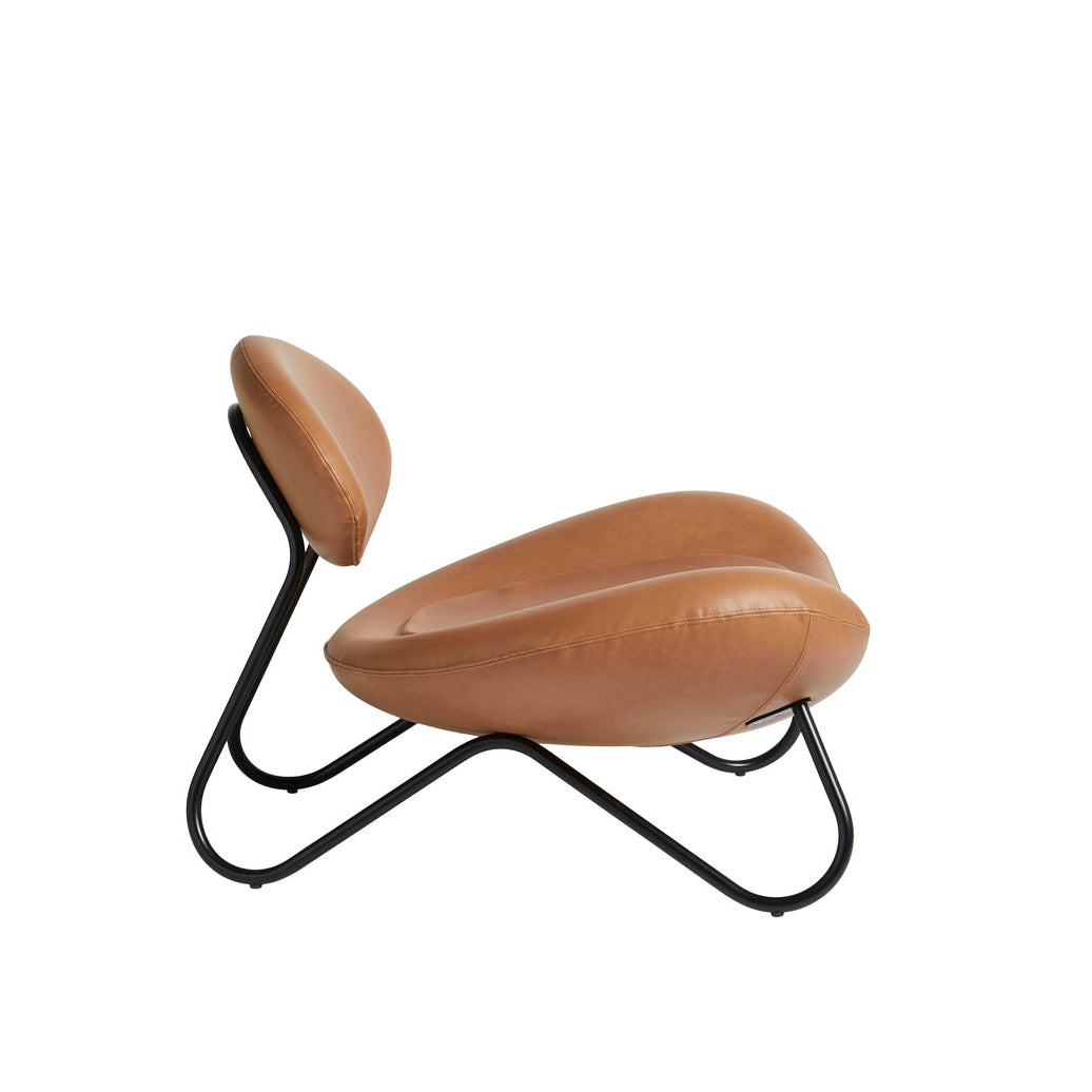 WOUD Meadow Leather Lounge Chair in black leather upholstery on a solid oak frame designed by Foersom & Hiort-Lorenzen